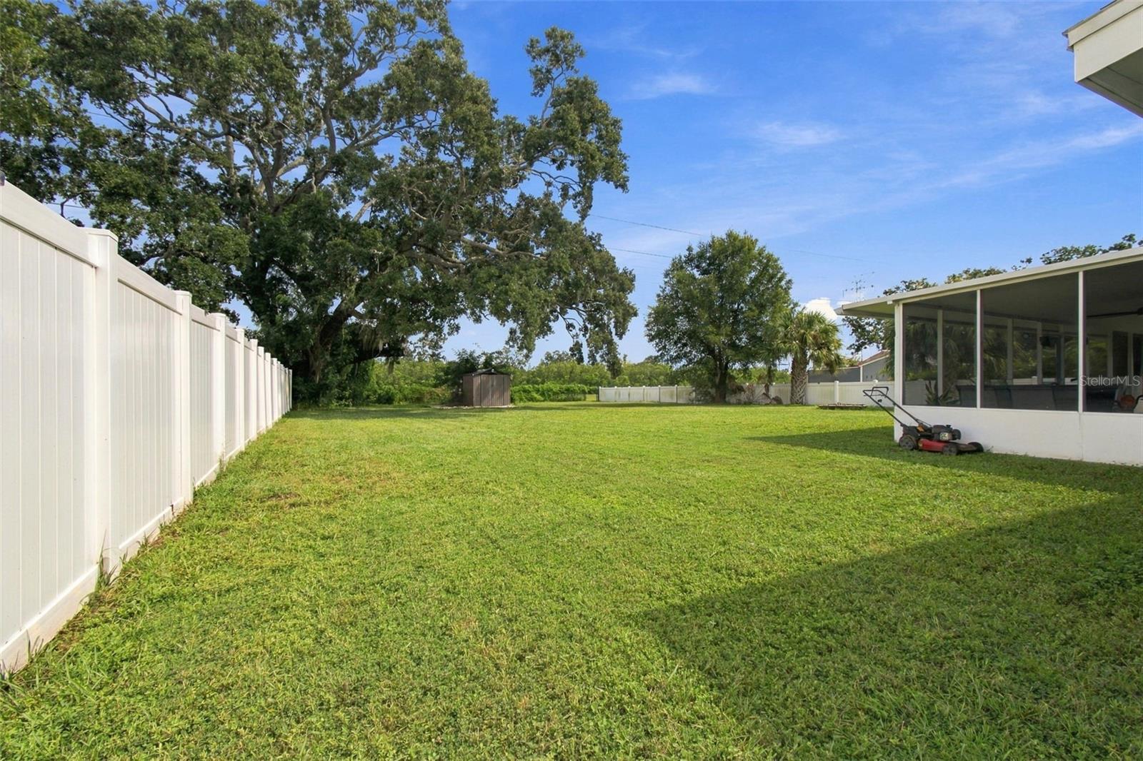 335 COUNTRY CLUB DRIVE, Oldsmar, FL 34677