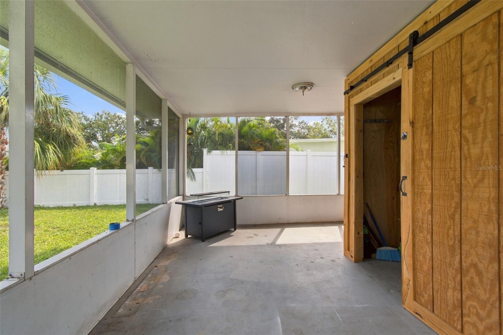335 COUNTRY CLUB DRIVE, Oldsmar, FL 34677