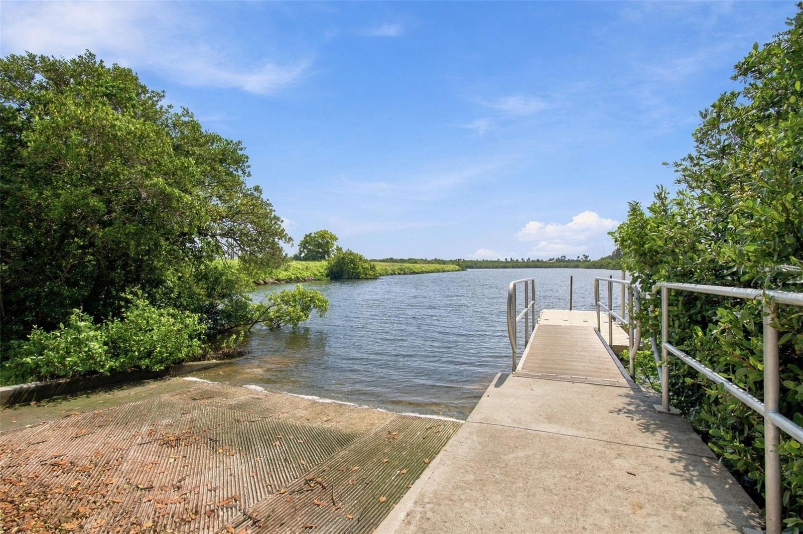 335 COUNTRY CLUB DRIVE, Oldsmar, FL 34677