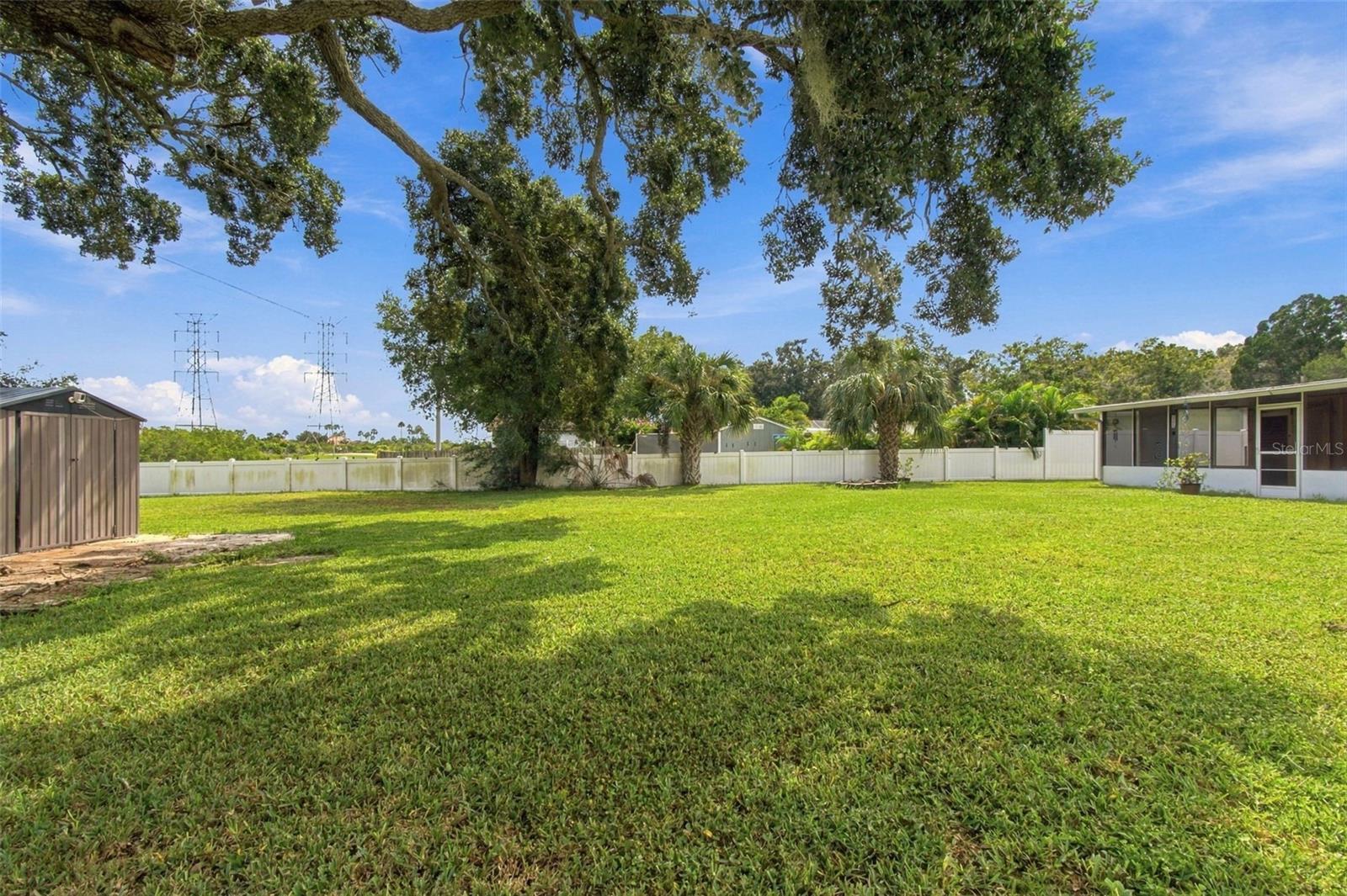 335 COUNTRY CLUB DRIVE, Oldsmar, FL 34677
