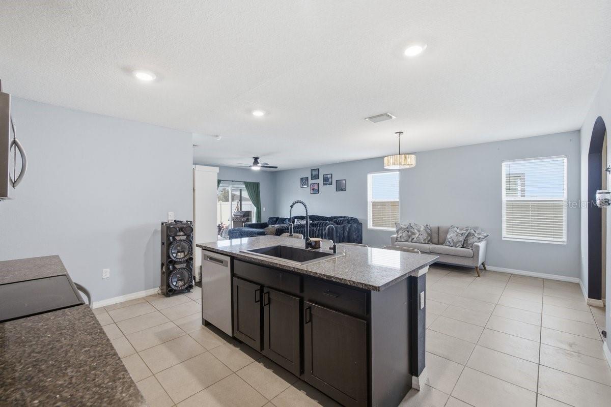 17063 OVAL RUM DRIVE, Wimauma, FL 33598