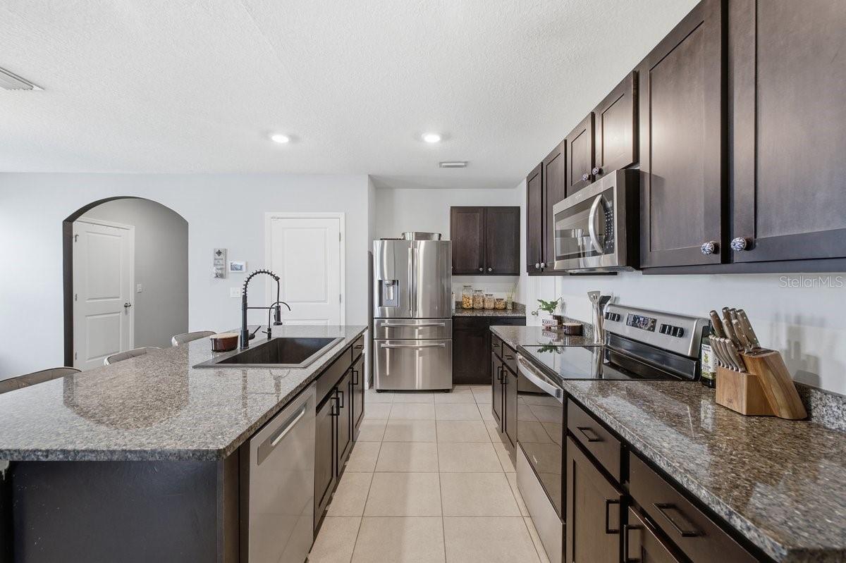17063 OVAL RUM DRIVE, Wimauma, FL 33598