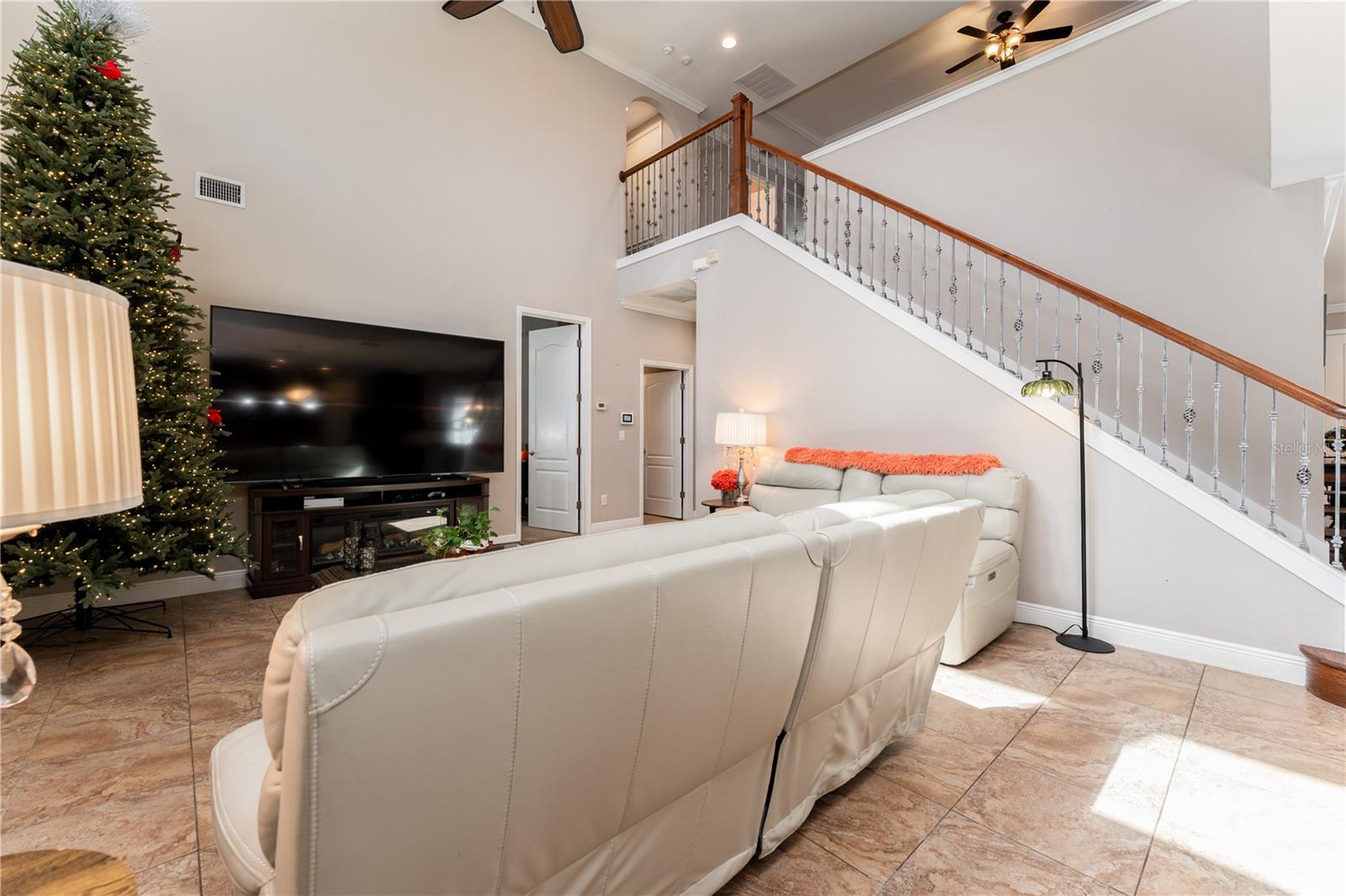 215 PARSONS WOODS DRIVE, Seffner, FL 33584
