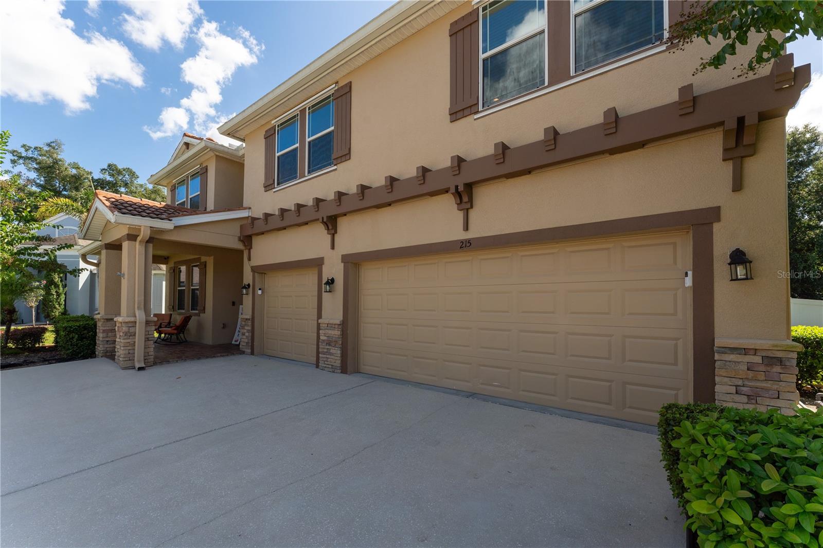 215 PARSONS WOODS DRIVE, Seffner, FL 33584