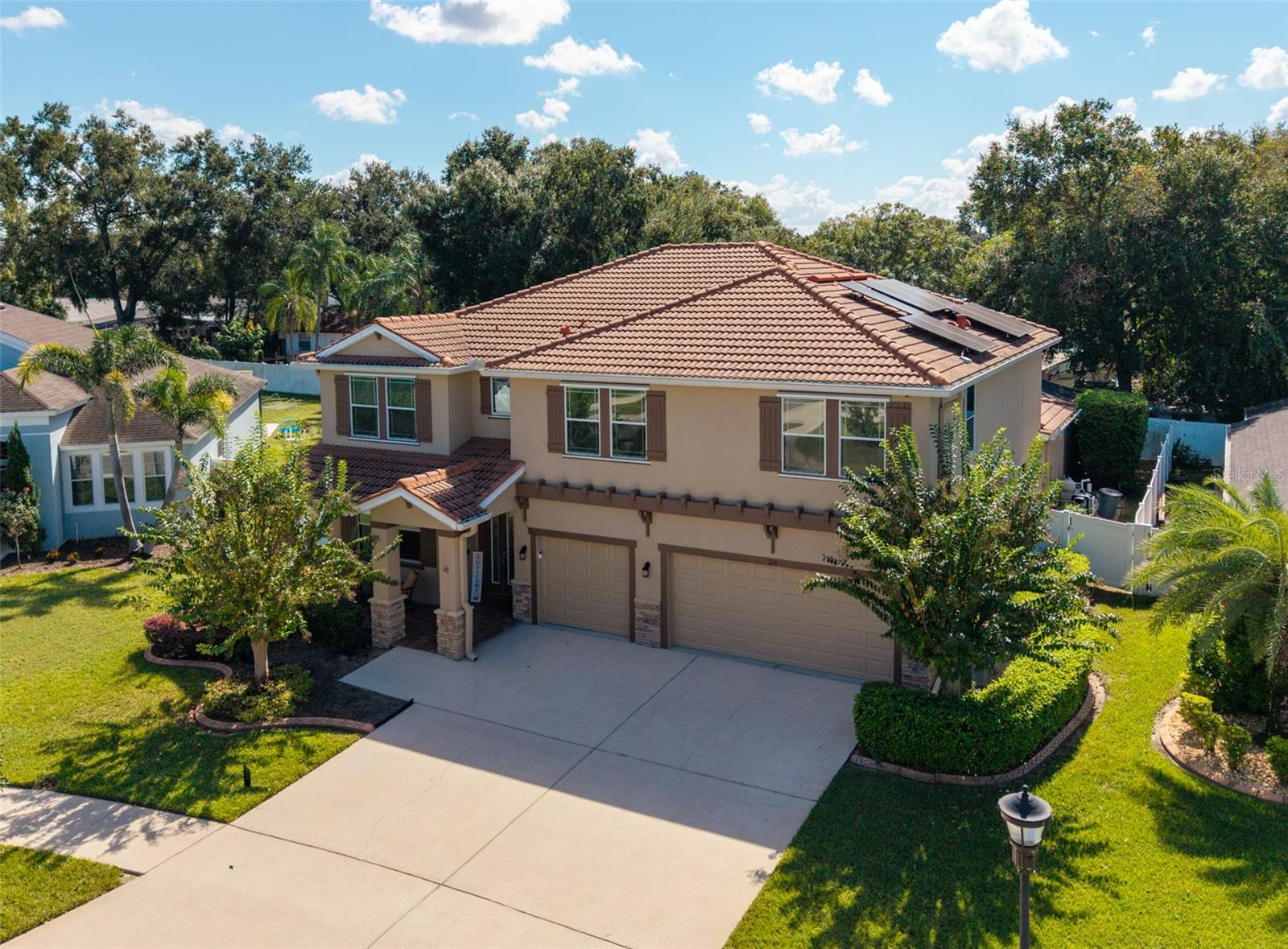 215 PARSONS WOODS DRIVE, Seffner, FL 33584