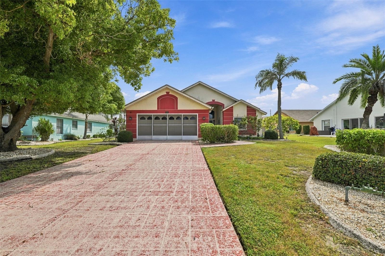 1803 E DEL WEBB BOULEVARD, Sun City Center, FL 33573 1803 E DEL WEBB BOULEVARD, Sun City Center, FL 33573