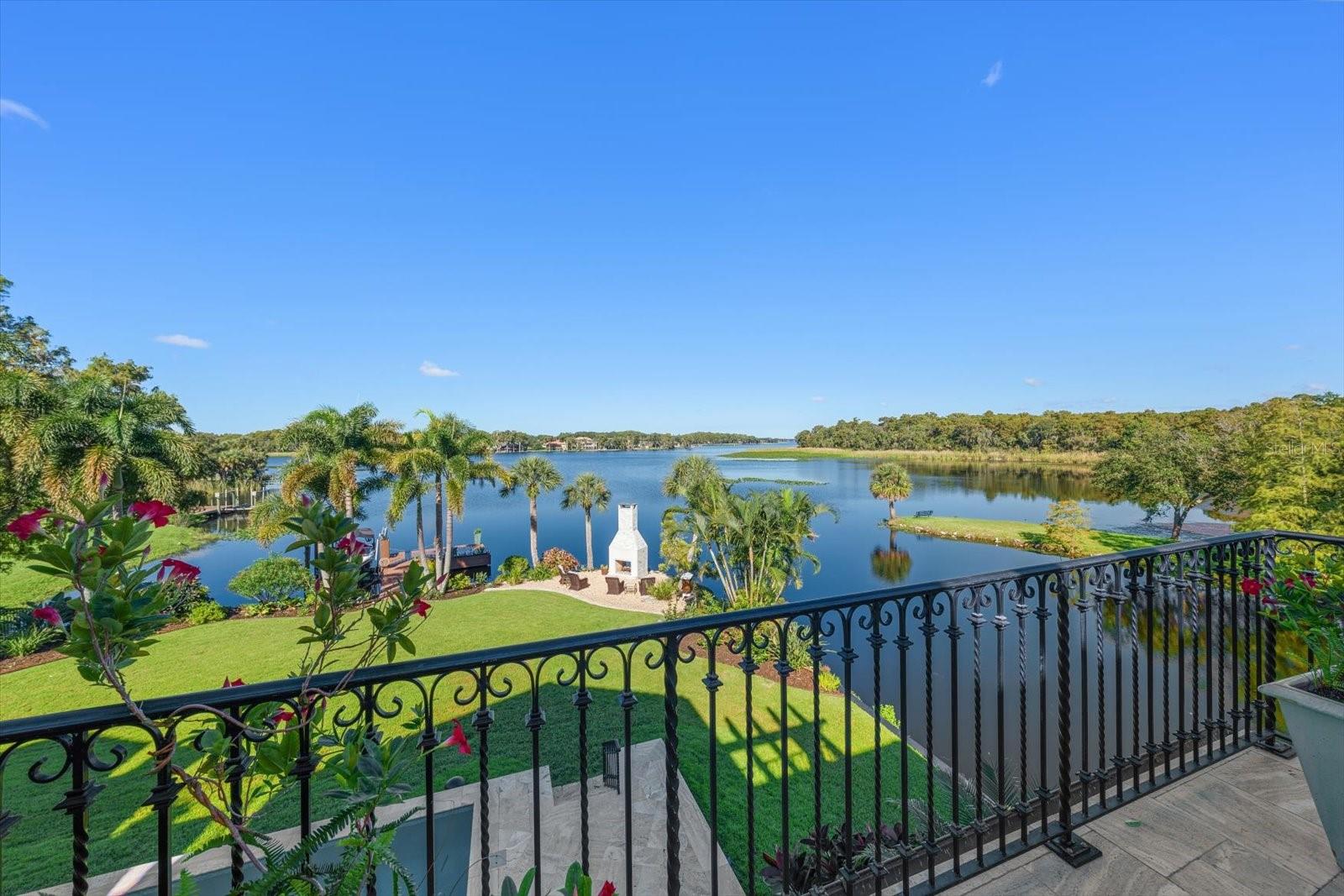 Unwind and enjoy these views from the primary balcony! Unwind and enjoy these views from the primary balcony!