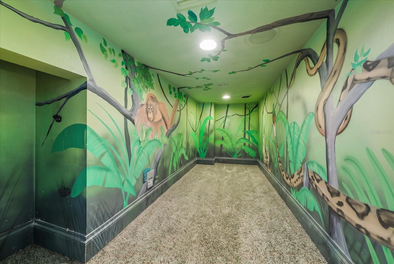 Children's Play Room! What a Fun & Cool Feature for your Kids or Grandkids!