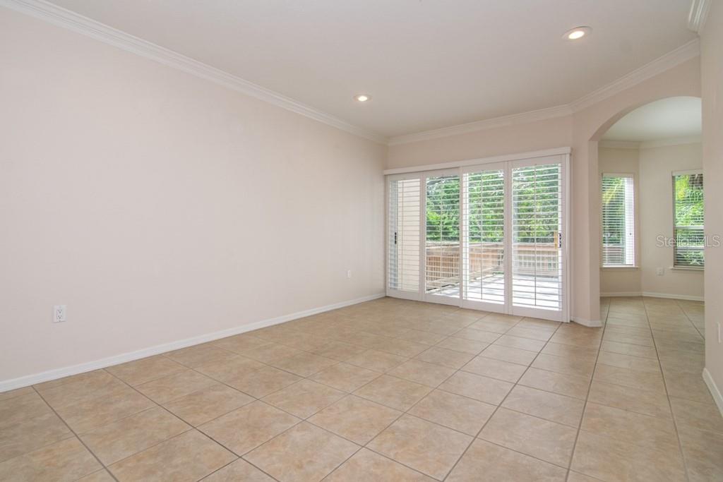 1177 SHIPWATCH CIRCLE, Tampa, FL 33602