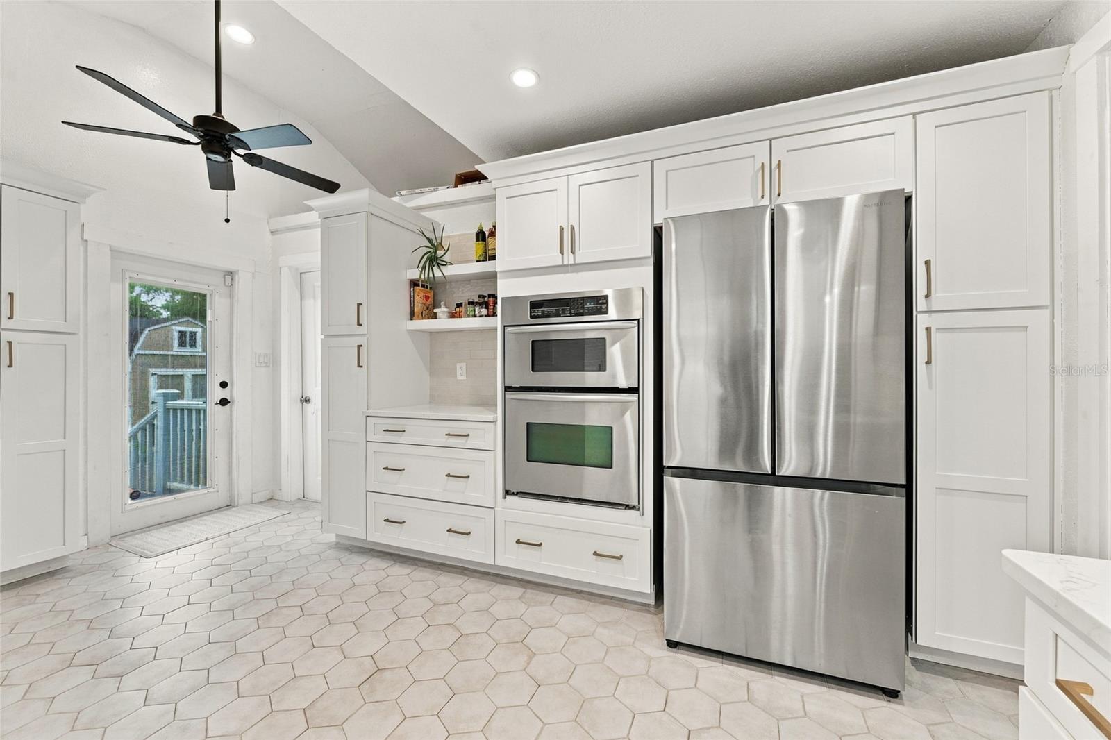 412 E HAMILTON AVENUE, Tampa, FL 33604