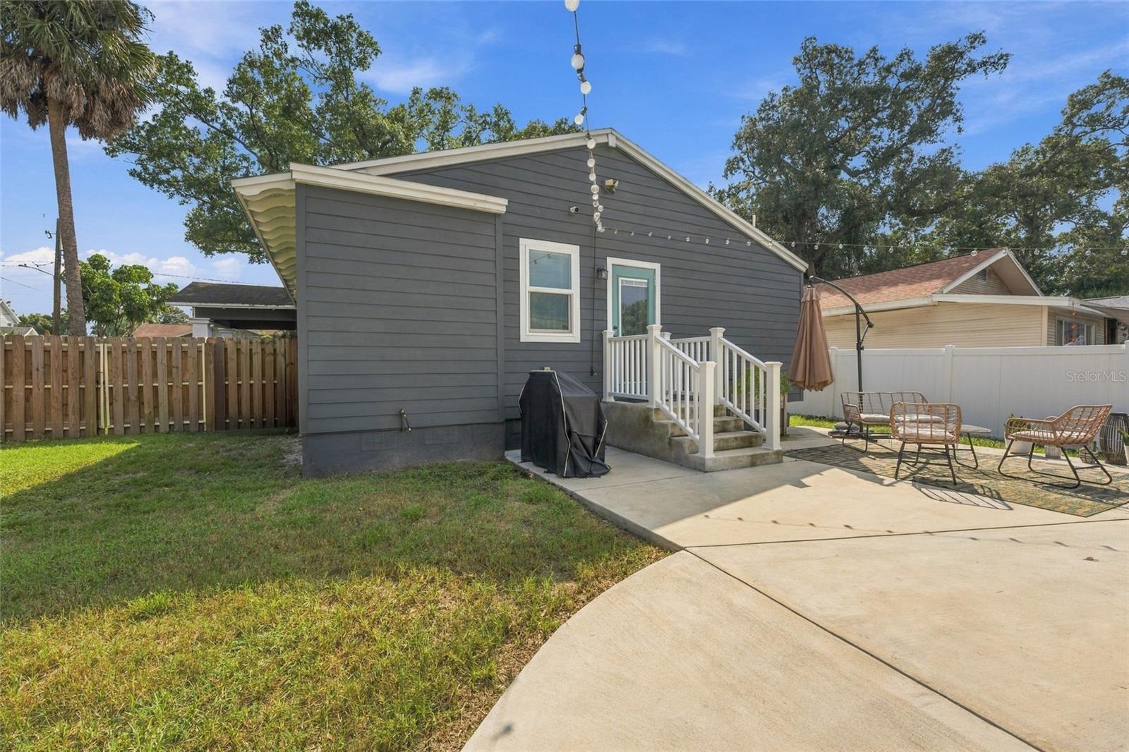 412 E HAMILTON AVENUE, Tampa, FL 33604