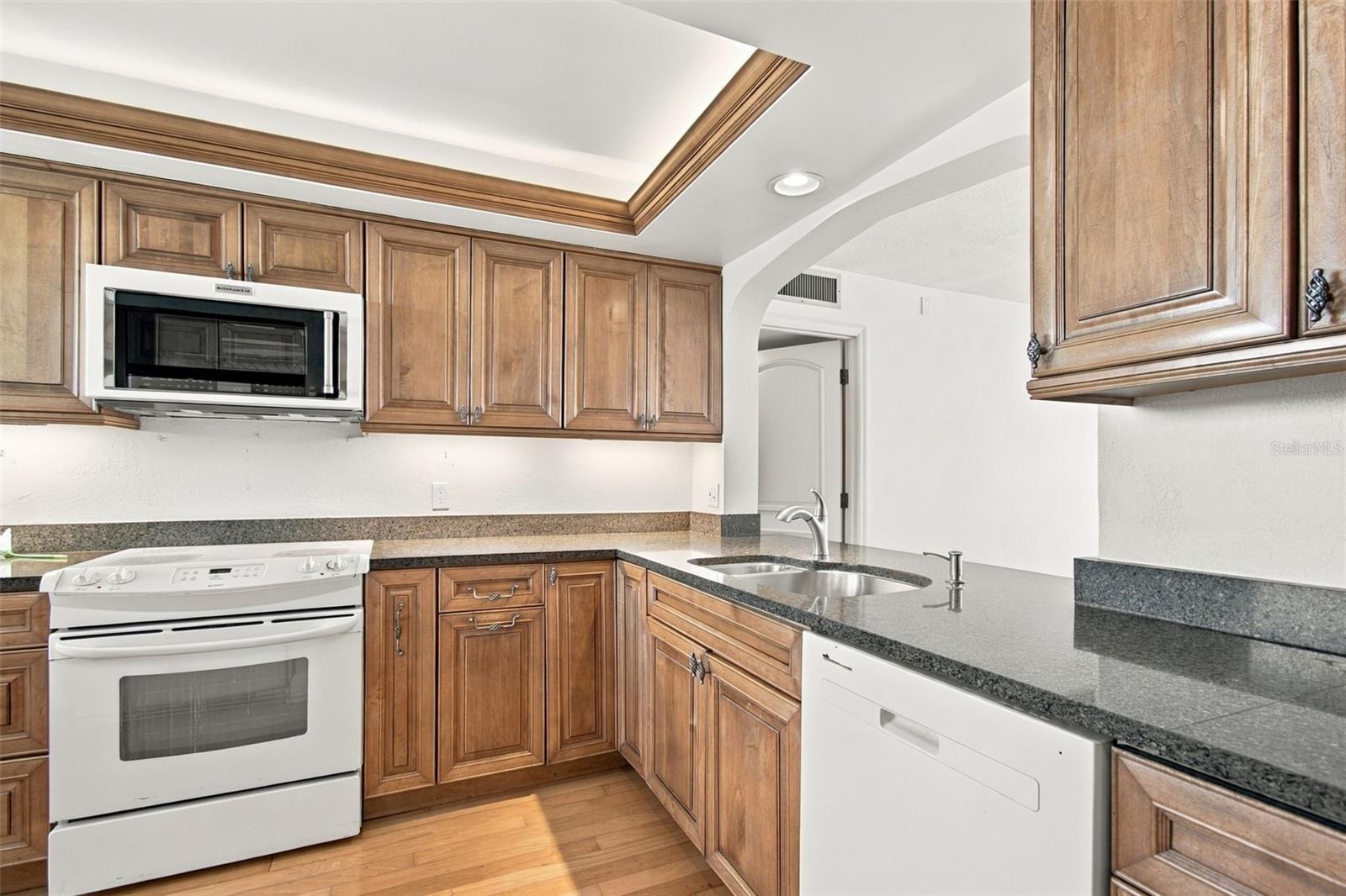 17940 GULF BOULEVARD, #16B, Redington Shores, FL 33708