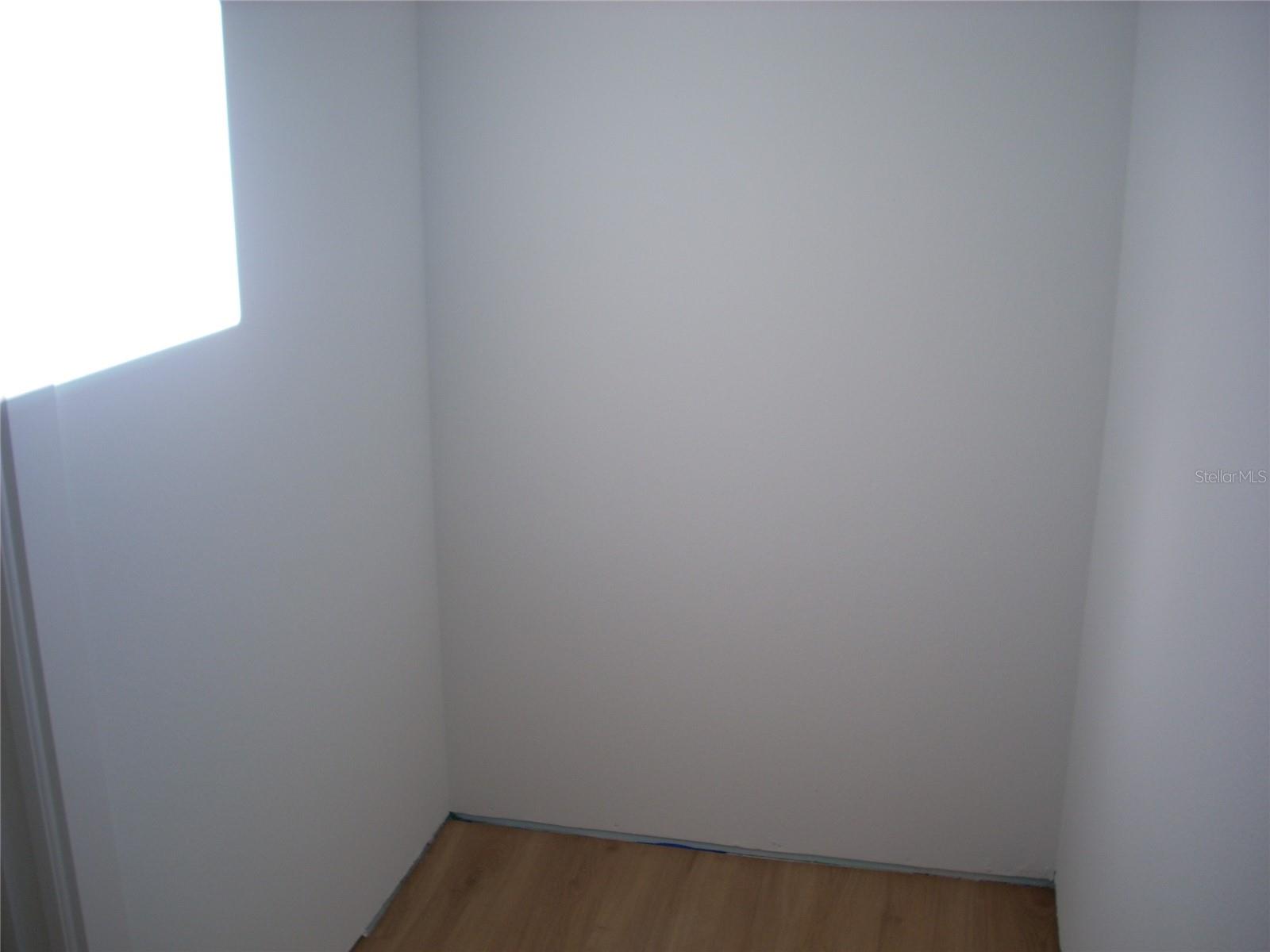 walk in closet