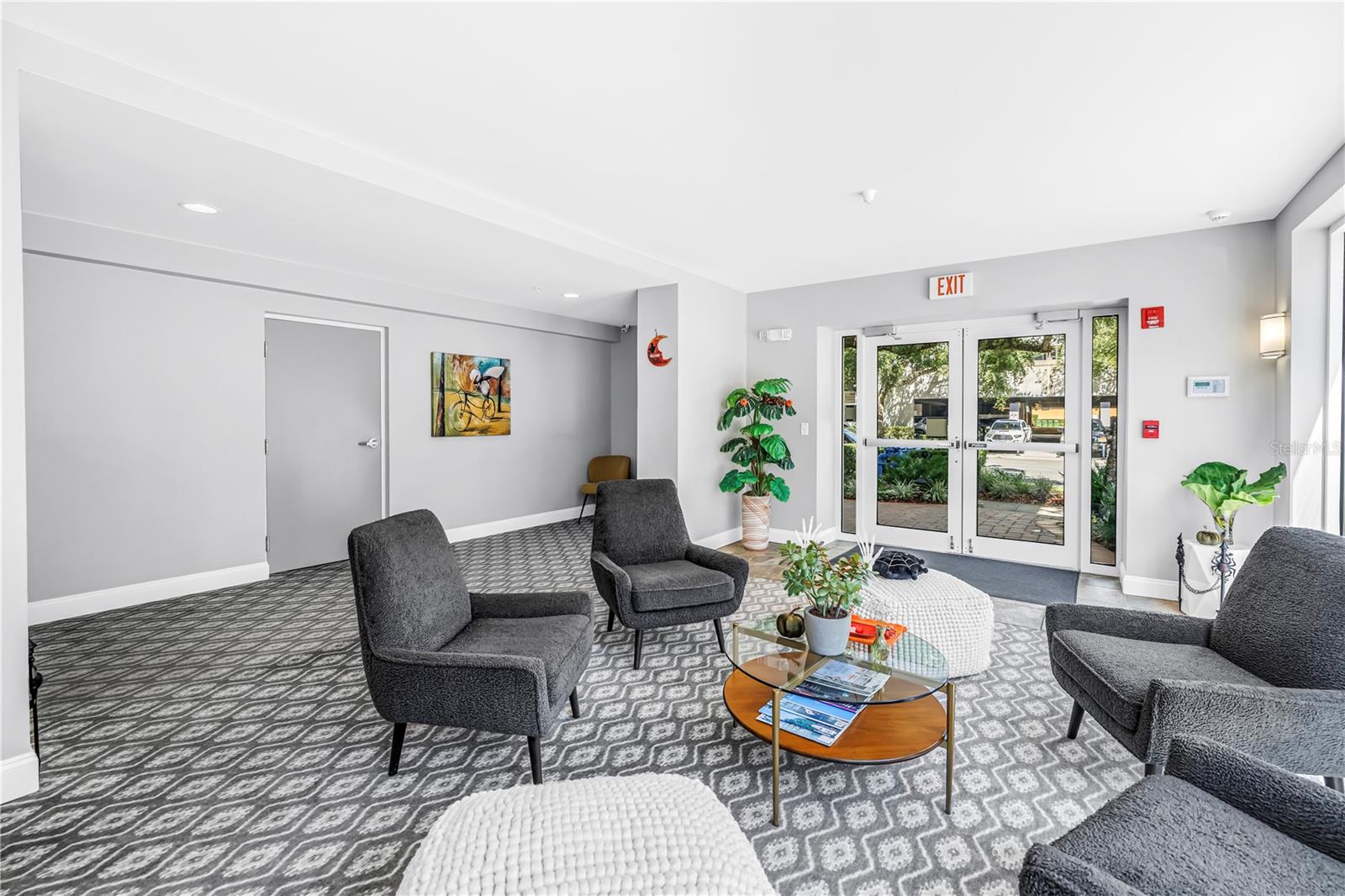 210 5TH AVENUE S, #303, St Petersburg, FL 33701