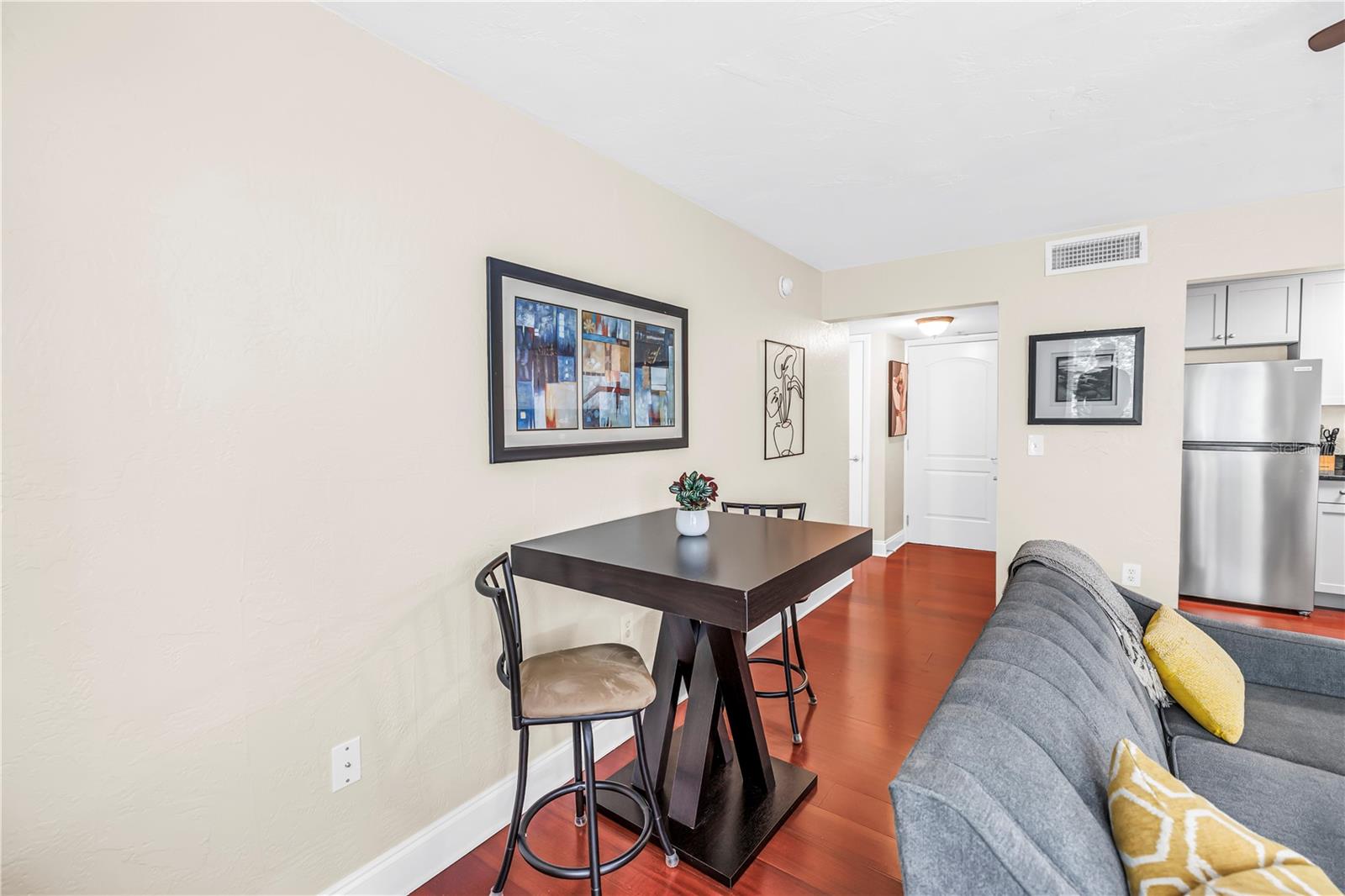 210 5TH AVENUE S, #303, St Petersburg, FL 33701