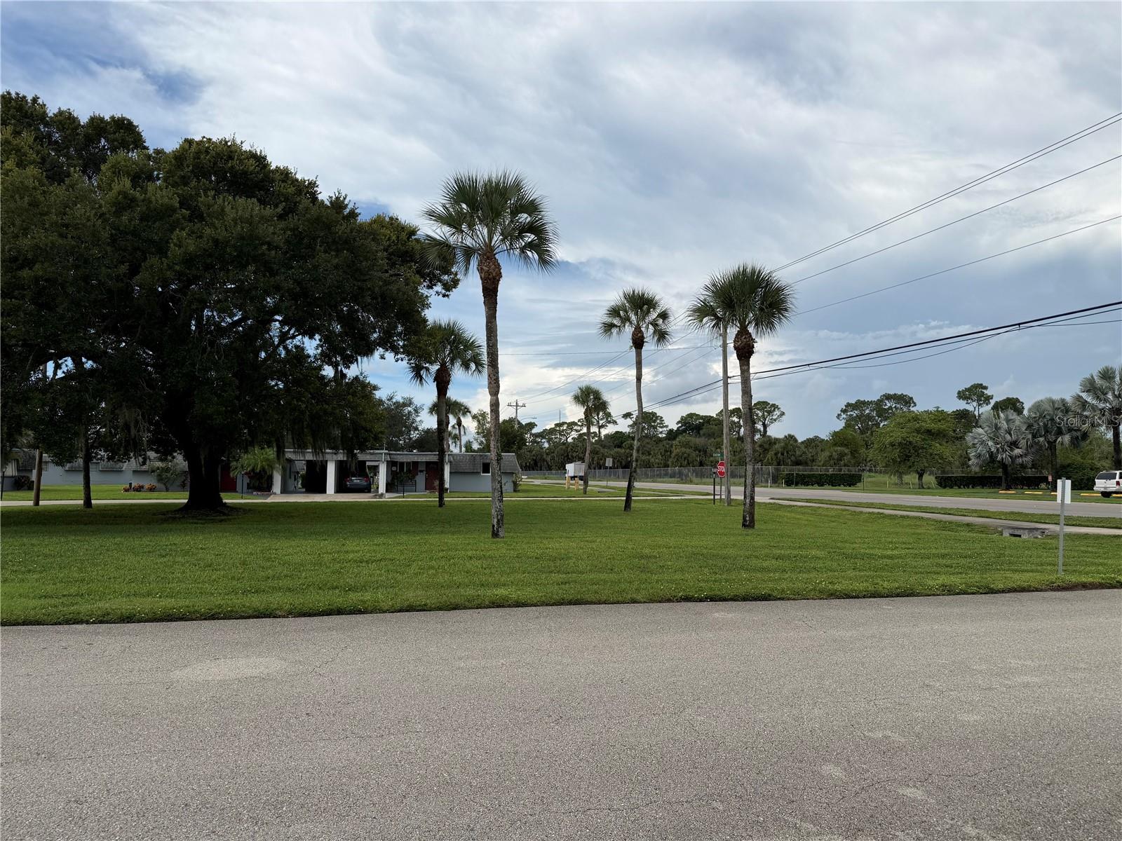 358 EASTON COURT, Lehigh Acres, FL 33936