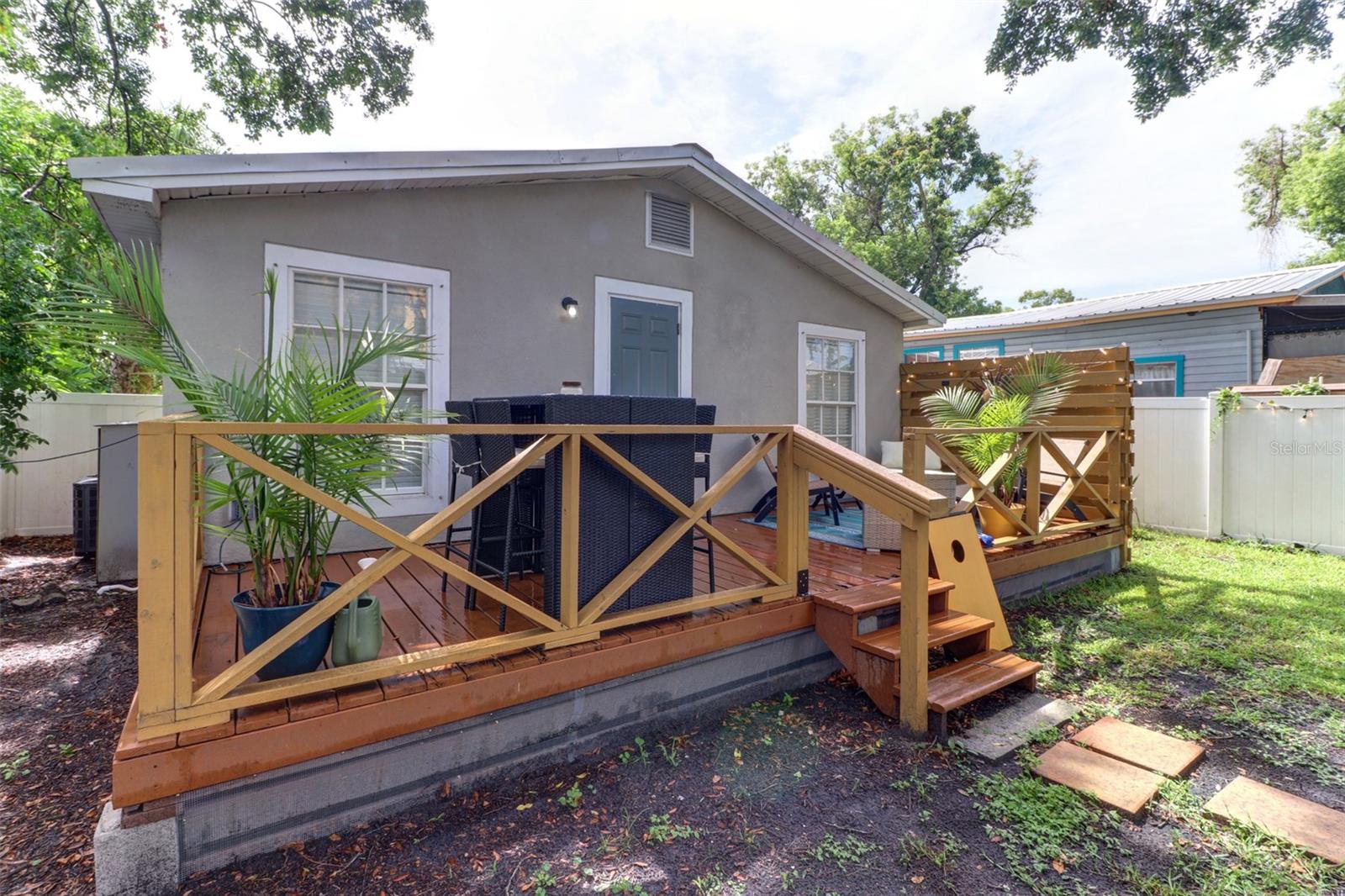 7018 N CENTRAL AVENUE, Tampa, FL 33604