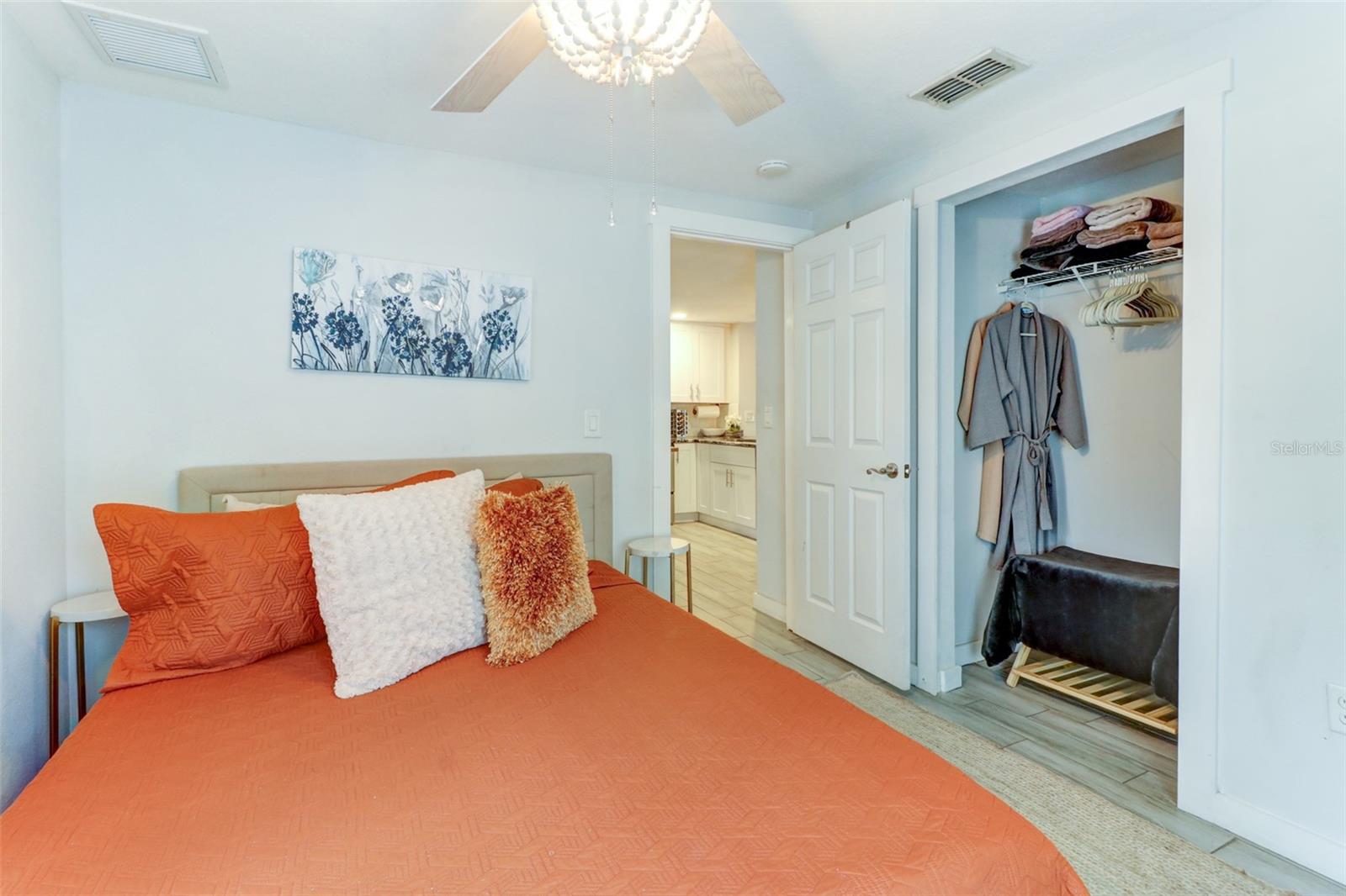 7018 N CENTRAL AVENUE, Tampa, FL 33604