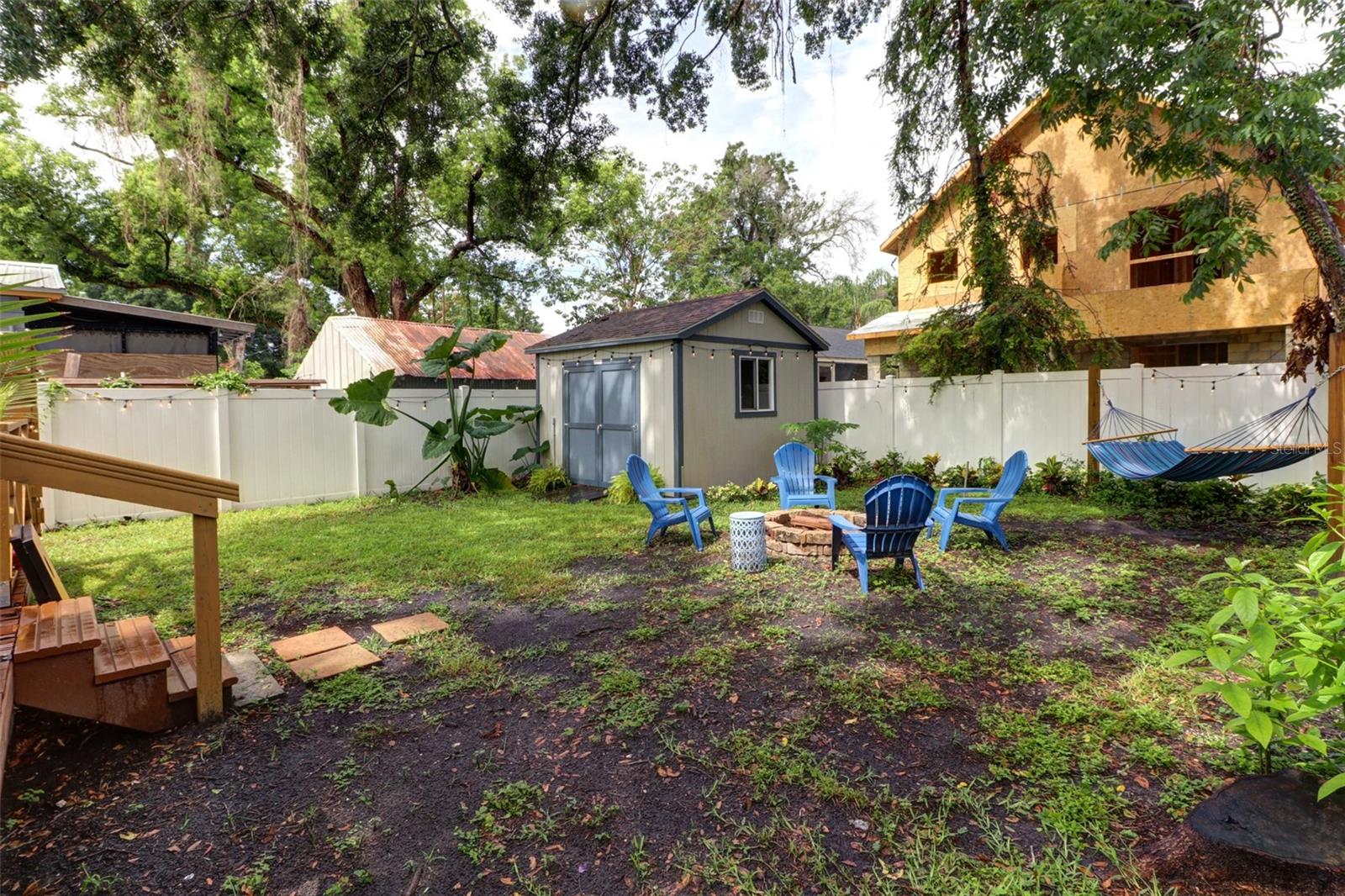 7018 N CENTRAL AVENUE, Tampa, FL 33604