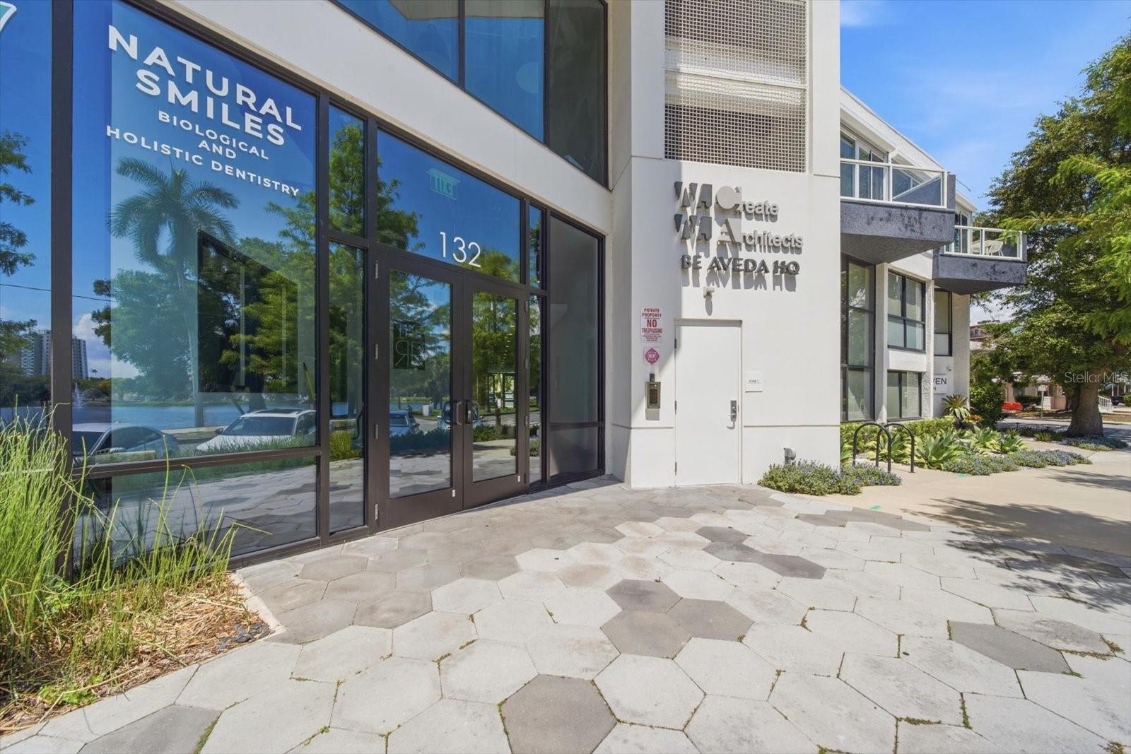 132 MIRROR LAKE, #403, St Petersburg, FL 33701