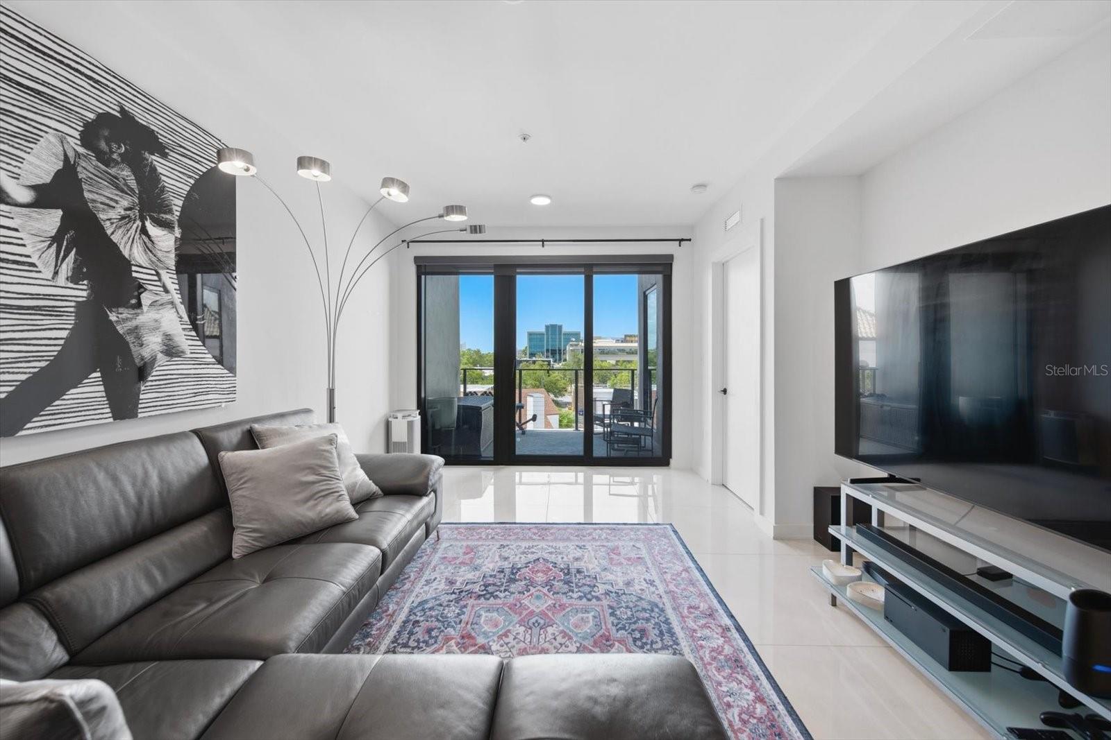 132 MIRROR LAKE, #403, St Petersburg, FL 33701
