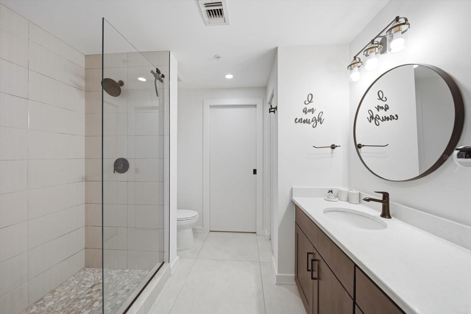 132 MIRROR LAKE, #403, St Petersburg, FL 33701