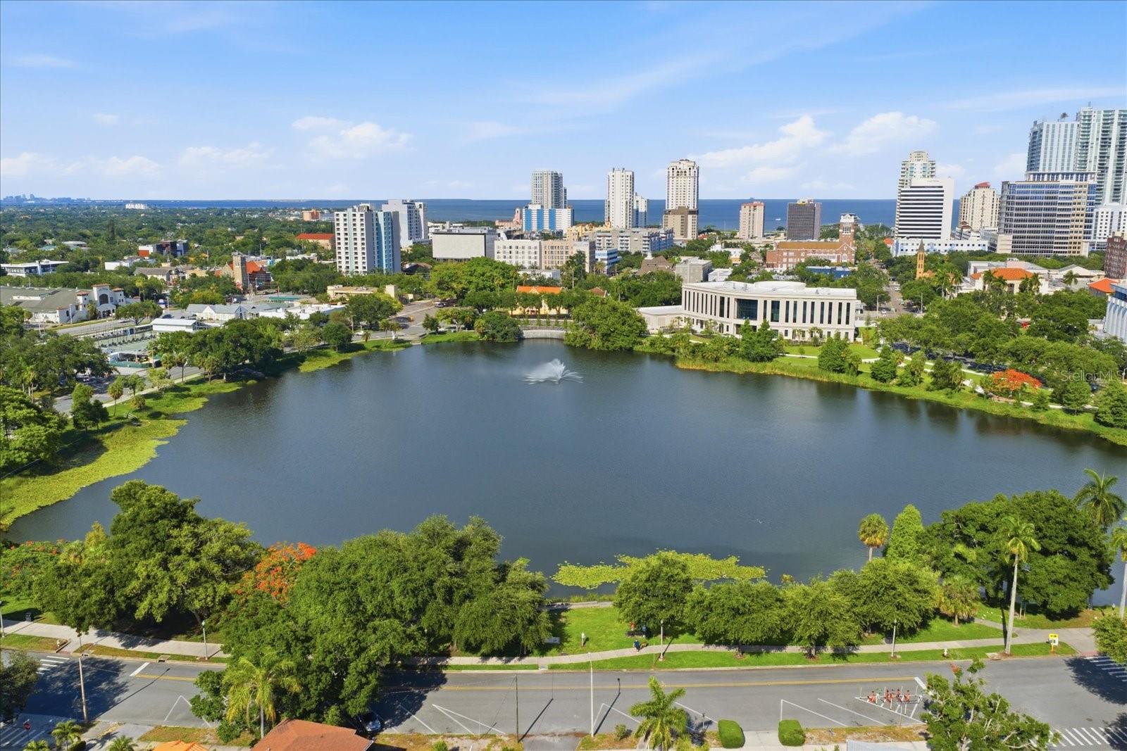 132 MIRROR LAKE, #403, St Petersburg, FL 33701