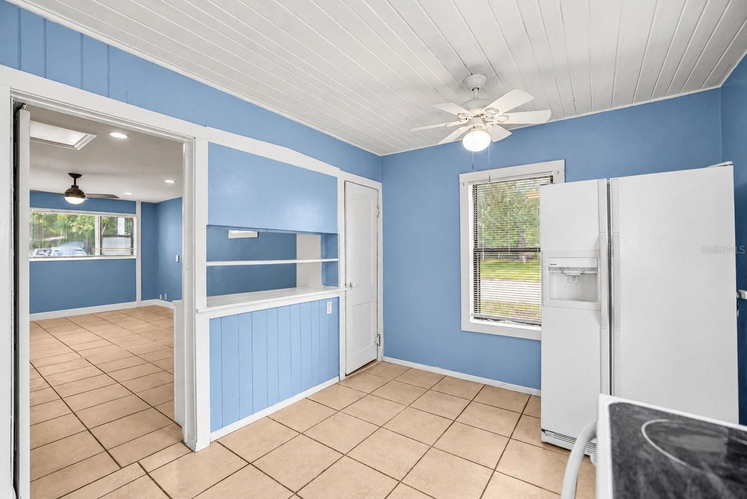 374 3RD STREET NW, #B, Largo, FL 33770