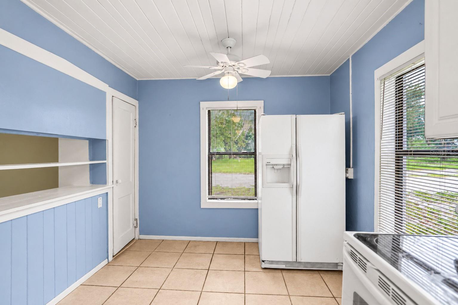 374 3RD STREET NW, #B, Largo, FL 33770