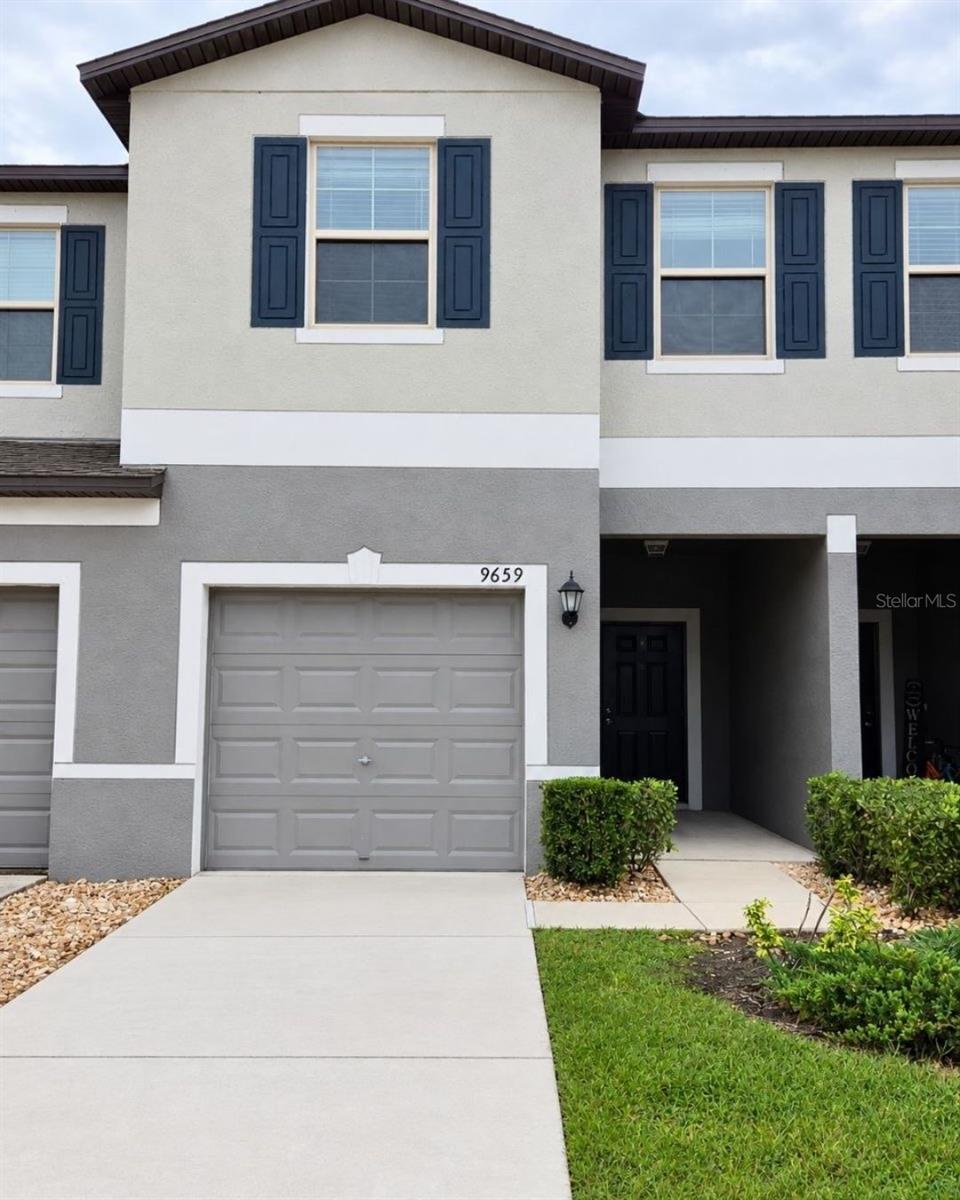 9659 PEMBROOKE PINES DRIVE, Sun City Center, FL 33573