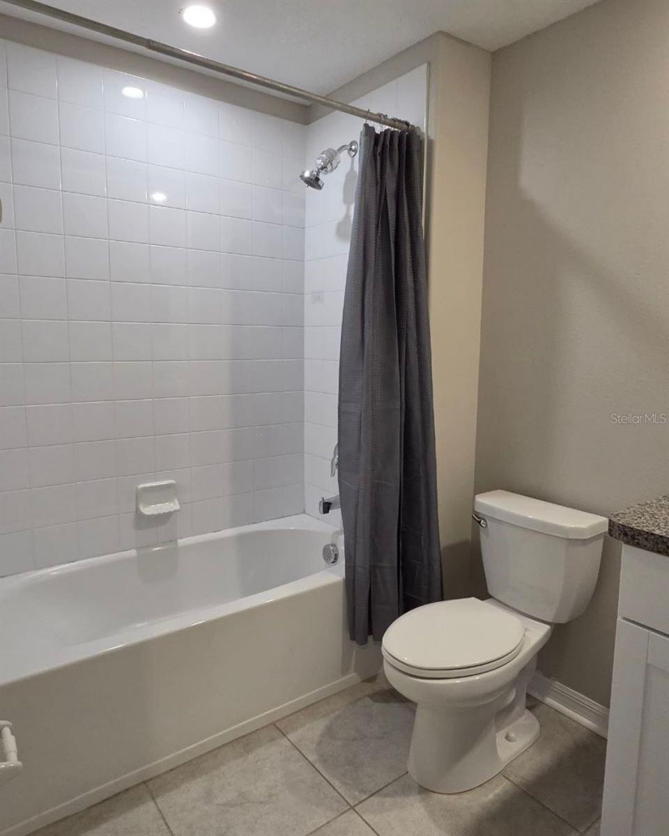 9659 PEMBROOKE PINES DRIVE, Sun City Center, FL 33573