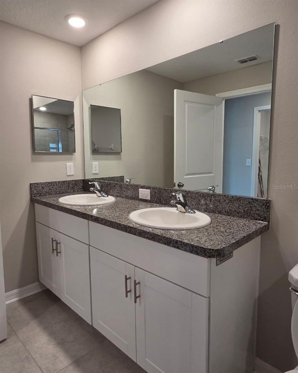 9659 PEMBROOKE PINES DRIVE, Sun City Center, FL 33573