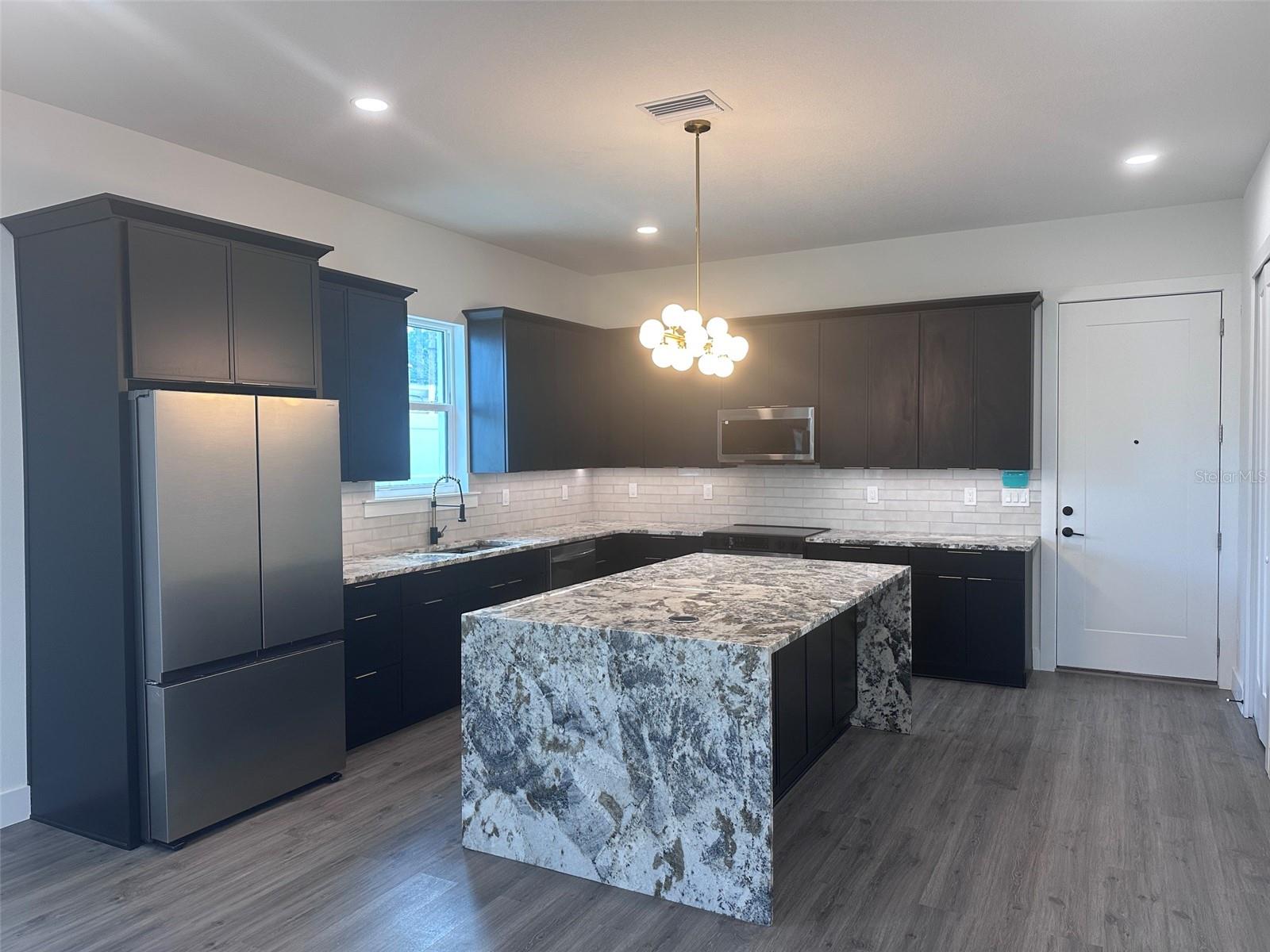 1531 29TH AVENUE N, St Petersburg, FL 33704