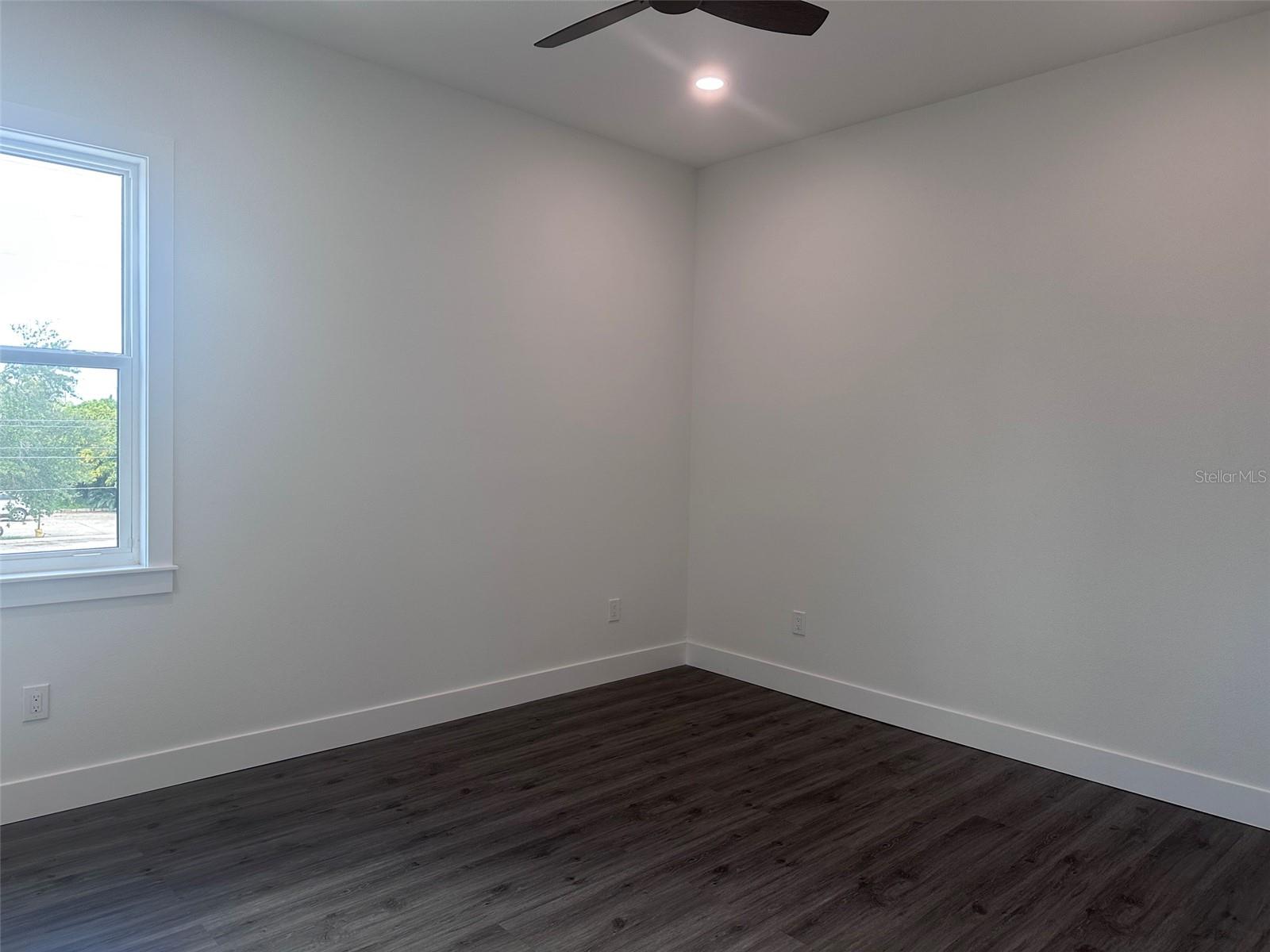 1531 29TH AVENUE N, St Petersburg, FL 33704