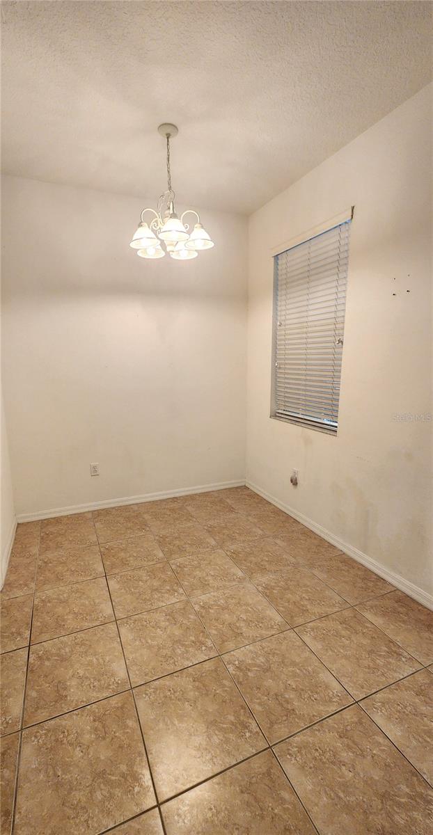 Eat in Area off the Kitchen.