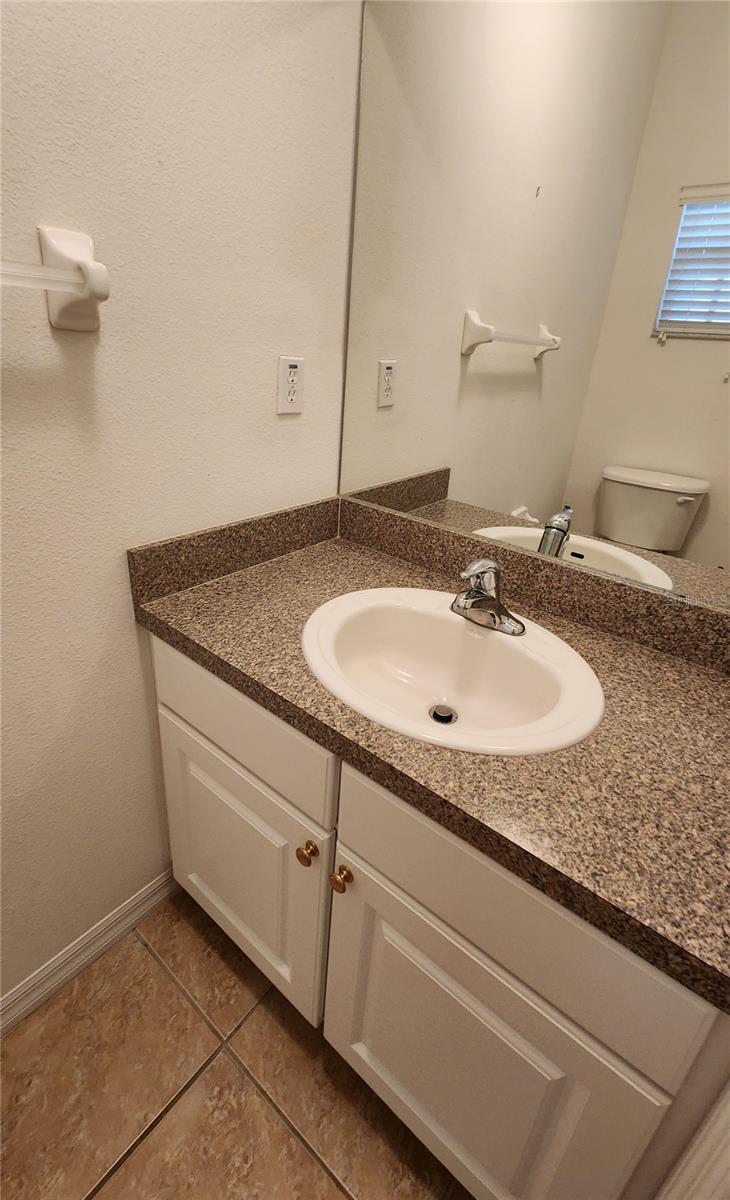 Guest Half bath downstairs.
