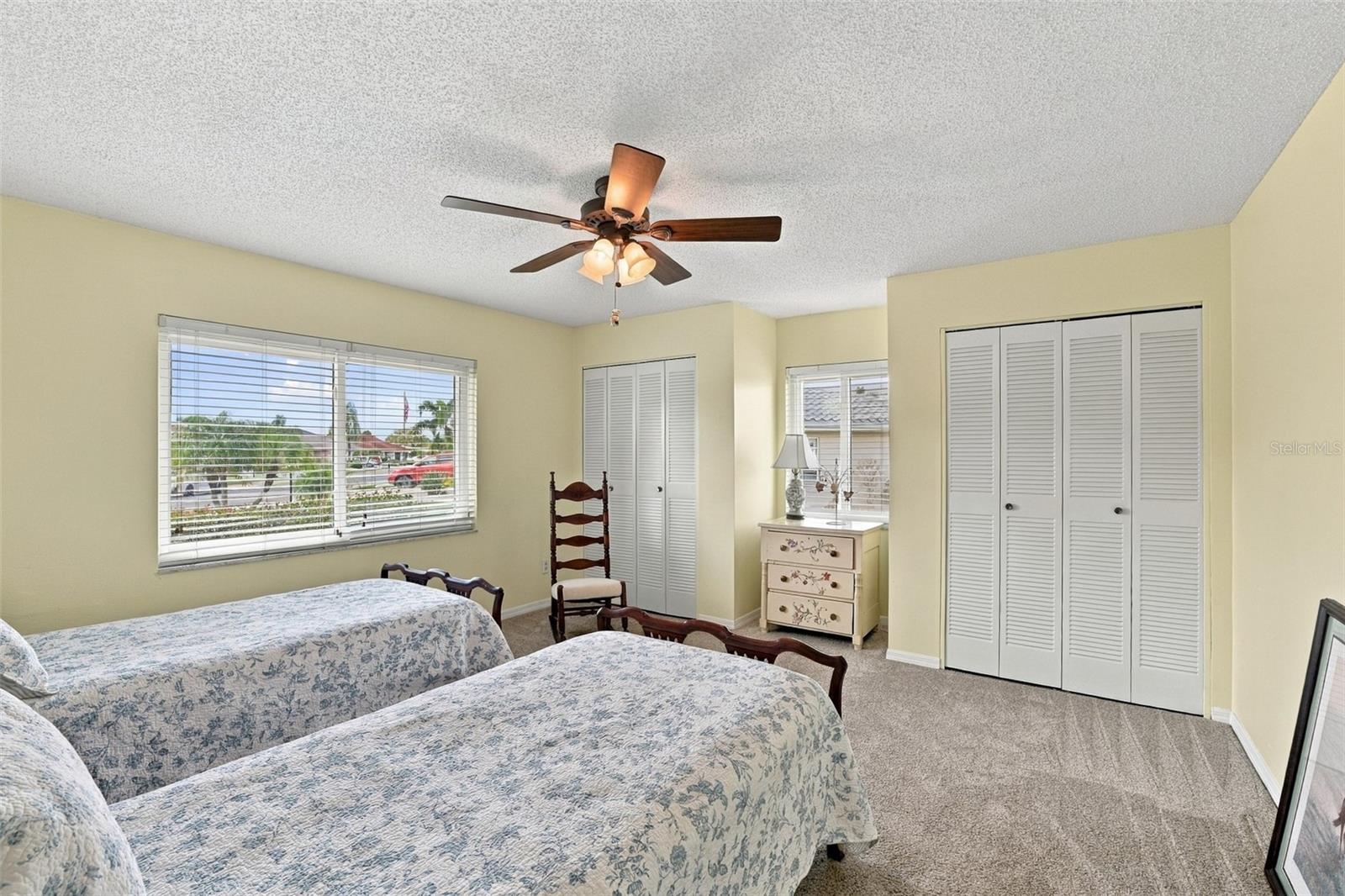 1611 WOODMAR DRIVE, Sun City Center, FL 33573