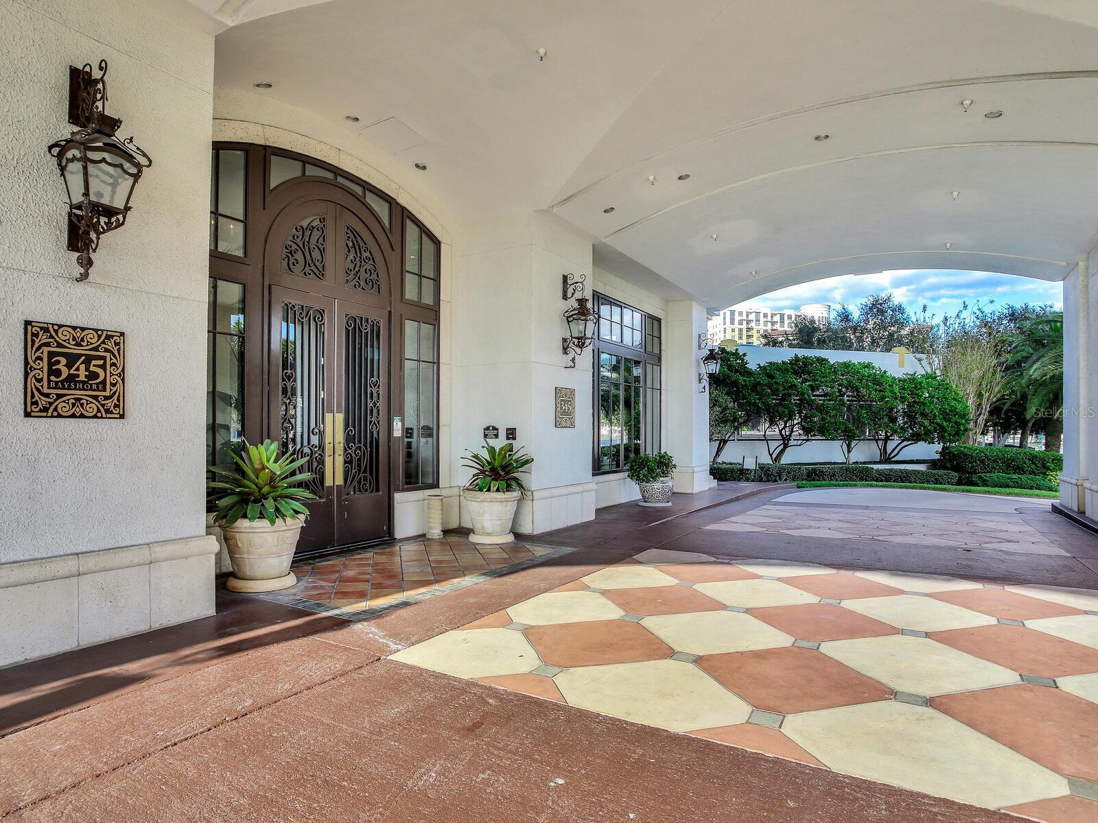 345 BAYSHORE BOULEVARD, #1007, Tampa, FL 33606 345 BAYSHORE BOULEVARD, #1007, Tampa, FL 33606