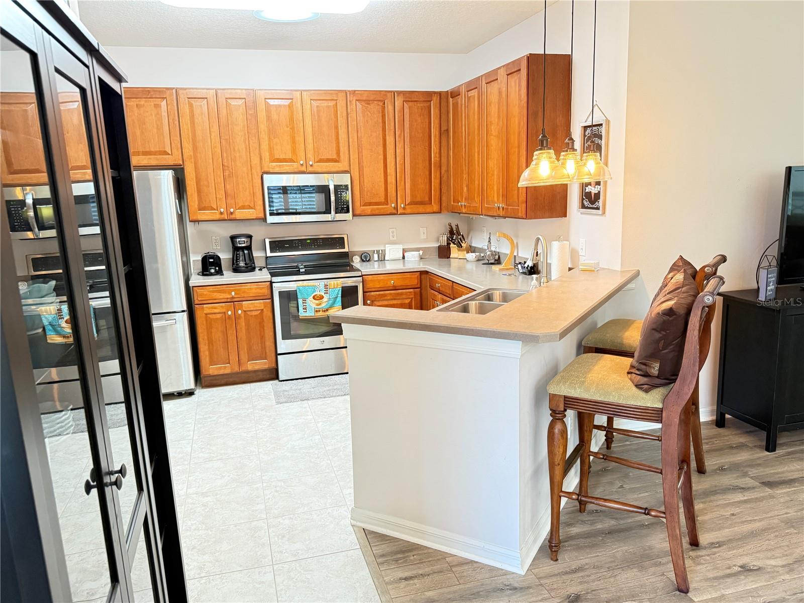 2052 INVERNESS GREENS DRIVE, Sun City Center, FL 33573