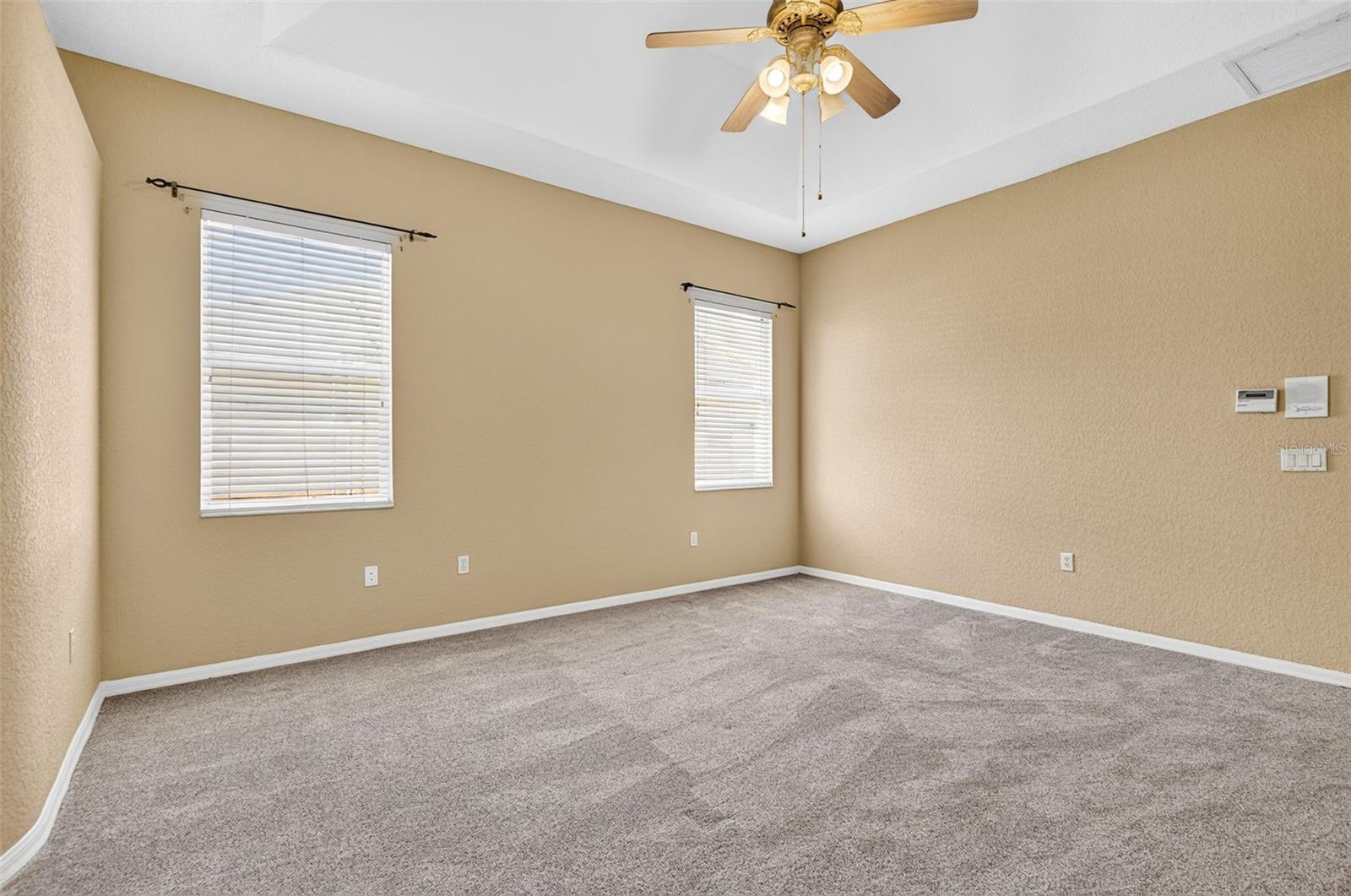 725 CITRUS WOOD LANE, Valrico, FL 33594