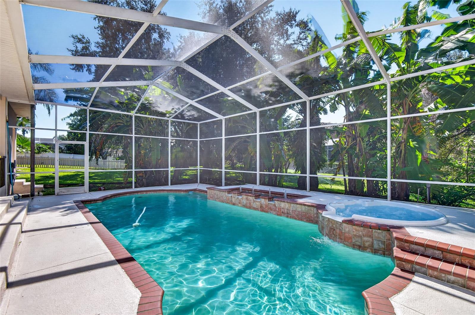 725 CITRUS WOOD LANE, Valrico, FL 33594