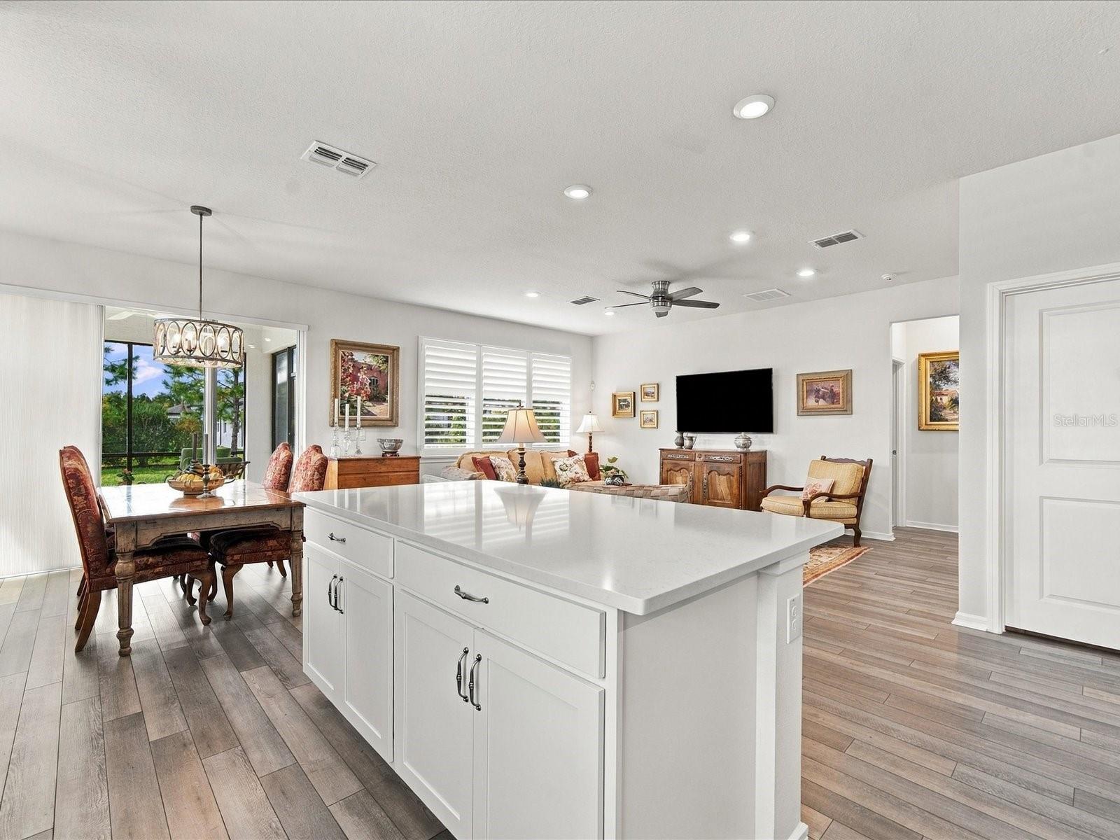 5547 BAY TIDE COURT, Land O Lakes, FL 34638