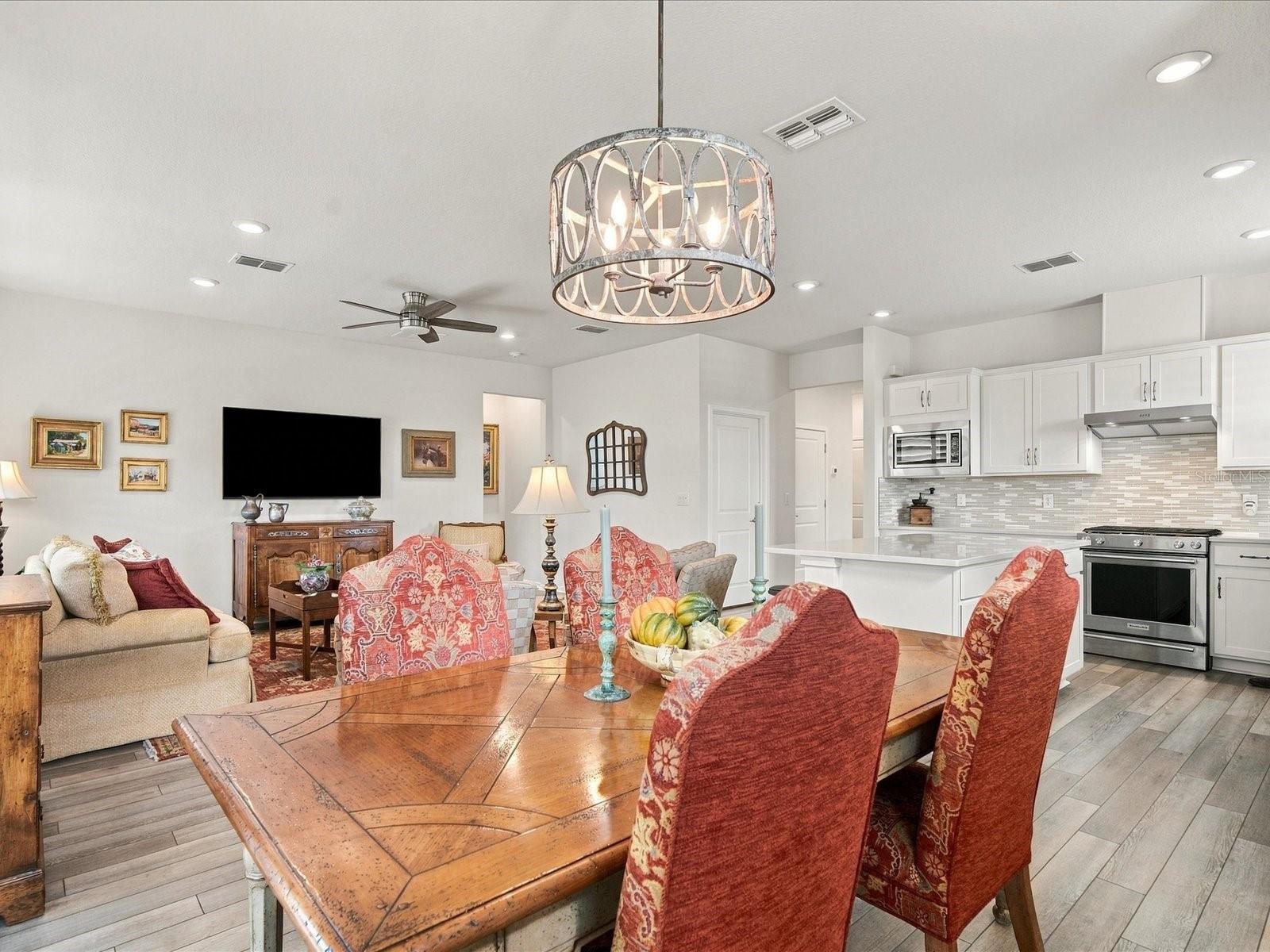 5547 BAY TIDE COURT, Land O Lakes, FL 34638