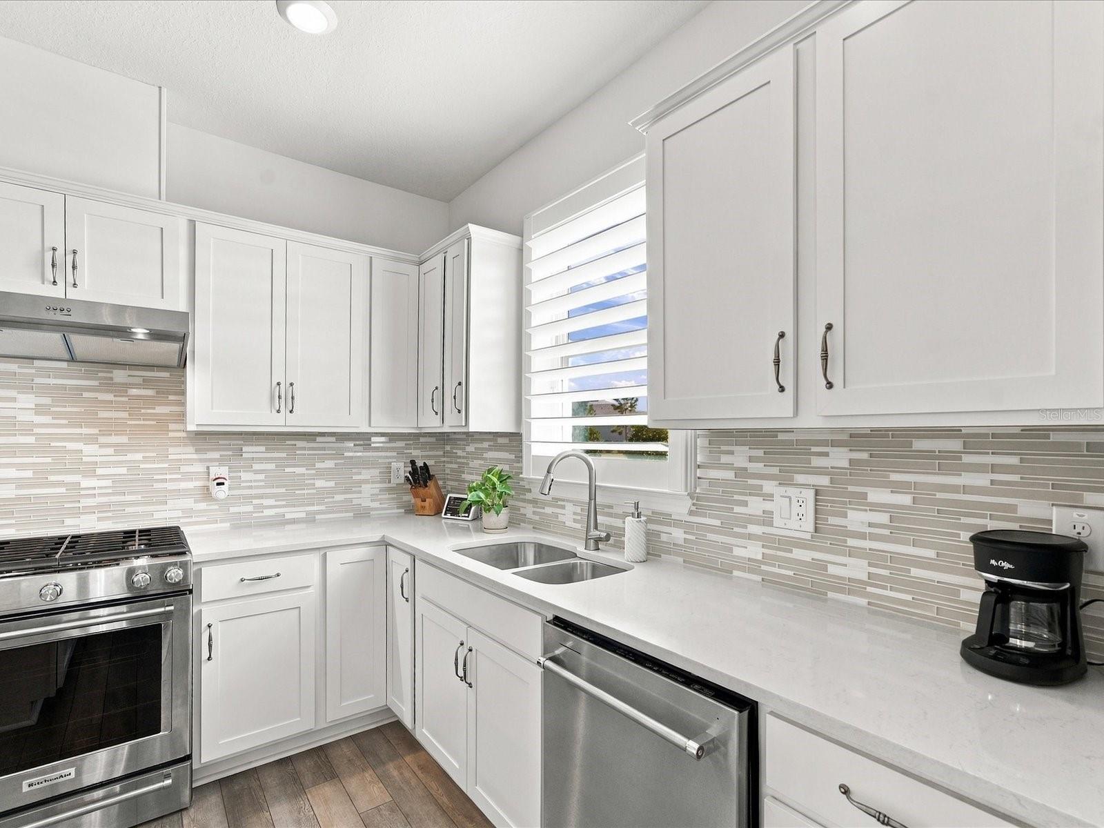 5547 BAY TIDE COURT, Land O Lakes, FL 34638