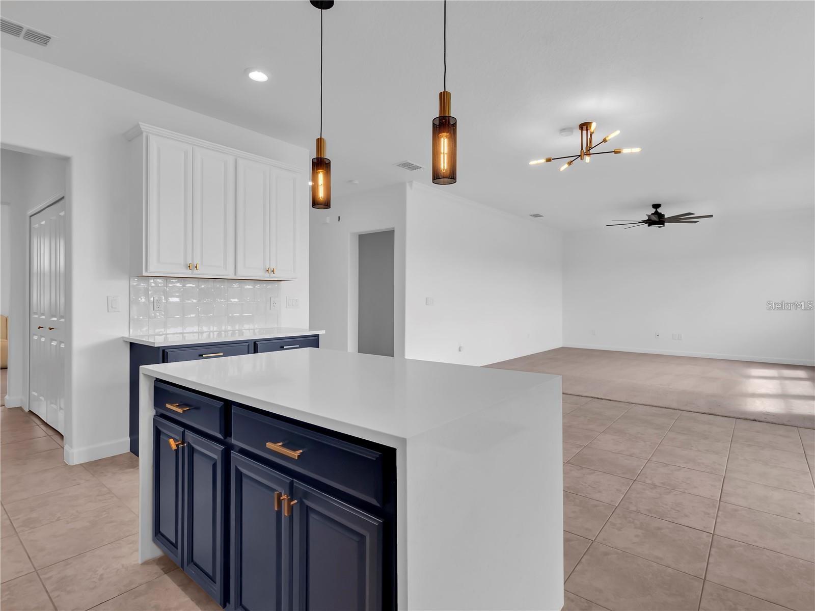 5052 IVORY STONE DRIVE, Wimauma, FL 33598
