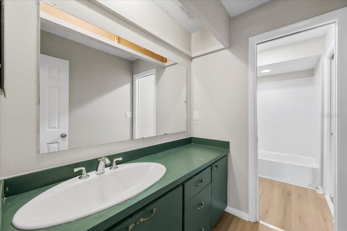 7903 CEDAR DRIVE, Temple Terrace, FL 33637