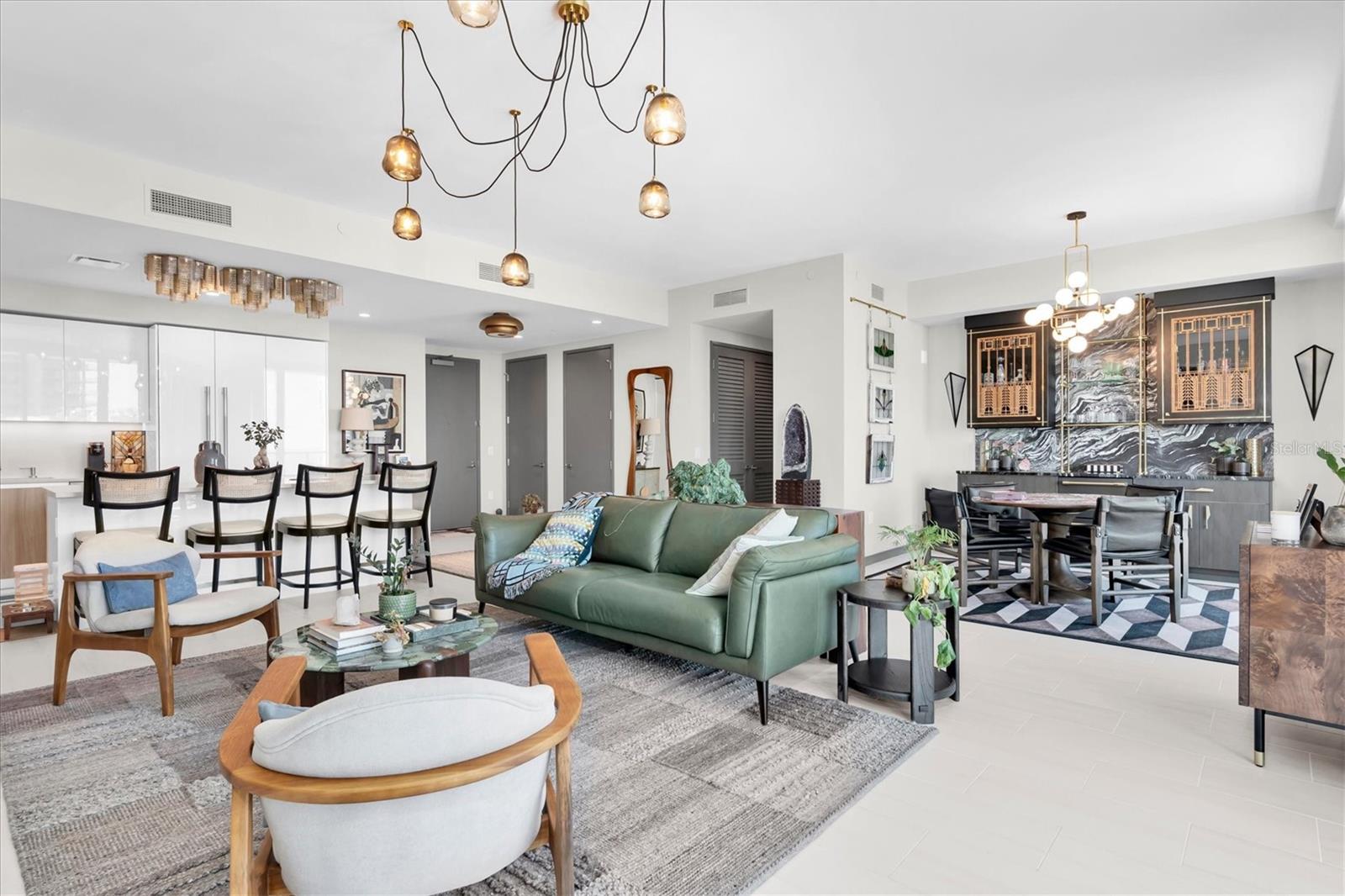 400 CENTRAL AVENUE, #2005, St Petersburg, FL 33701
