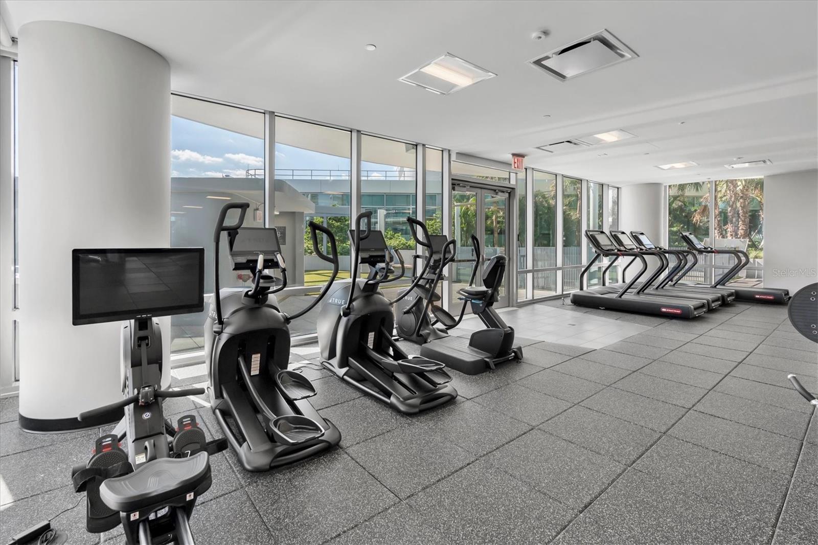 400 CENTRAL AVENUE, #2005, St Petersburg, FL 33701