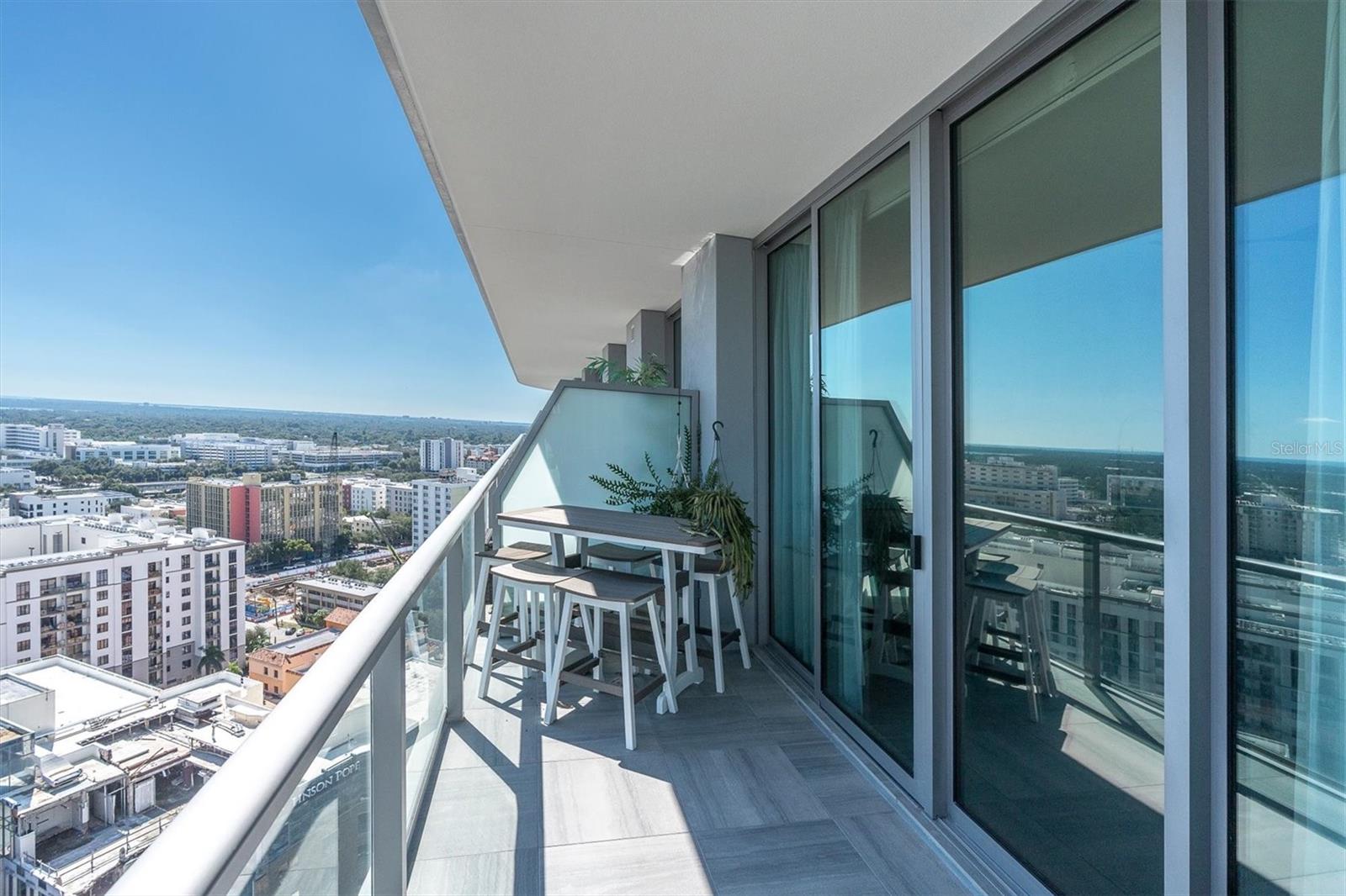 400 CENTRAL AVENUE, #2005, St Petersburg, FL 33701