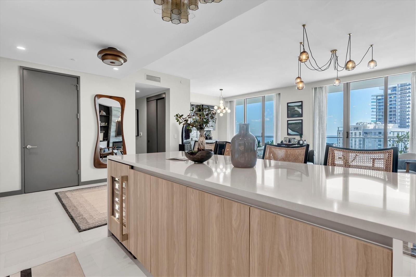 400 CENTRAL AVENUE, #2005, St Petersburg, FL 33701